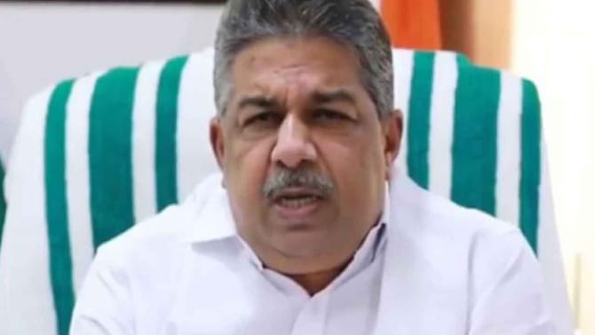 Saji Cheriyan ಸಂವಿಧಾನದ ವಿರುದ್ಧ ಹೇಳಿಕೆ ನೀಡಿದ್ದ ಕೇರಳದ ಸಚಿವ ಸಜಿ ಚೆರಿಯನ್ ರಾಜೀನಾಮೆ Saji Cheriyan ಸಂವಿಧಾನದ ವಿರುದ್ಧ ಹೇಳಿಕೆ ನೀಡಿದ್ದ ಕೇರಳದ ಸಚಿವ ಸಜಿ ಚೆರಿಯನ್ ರಾಜೀನಾಮೆ