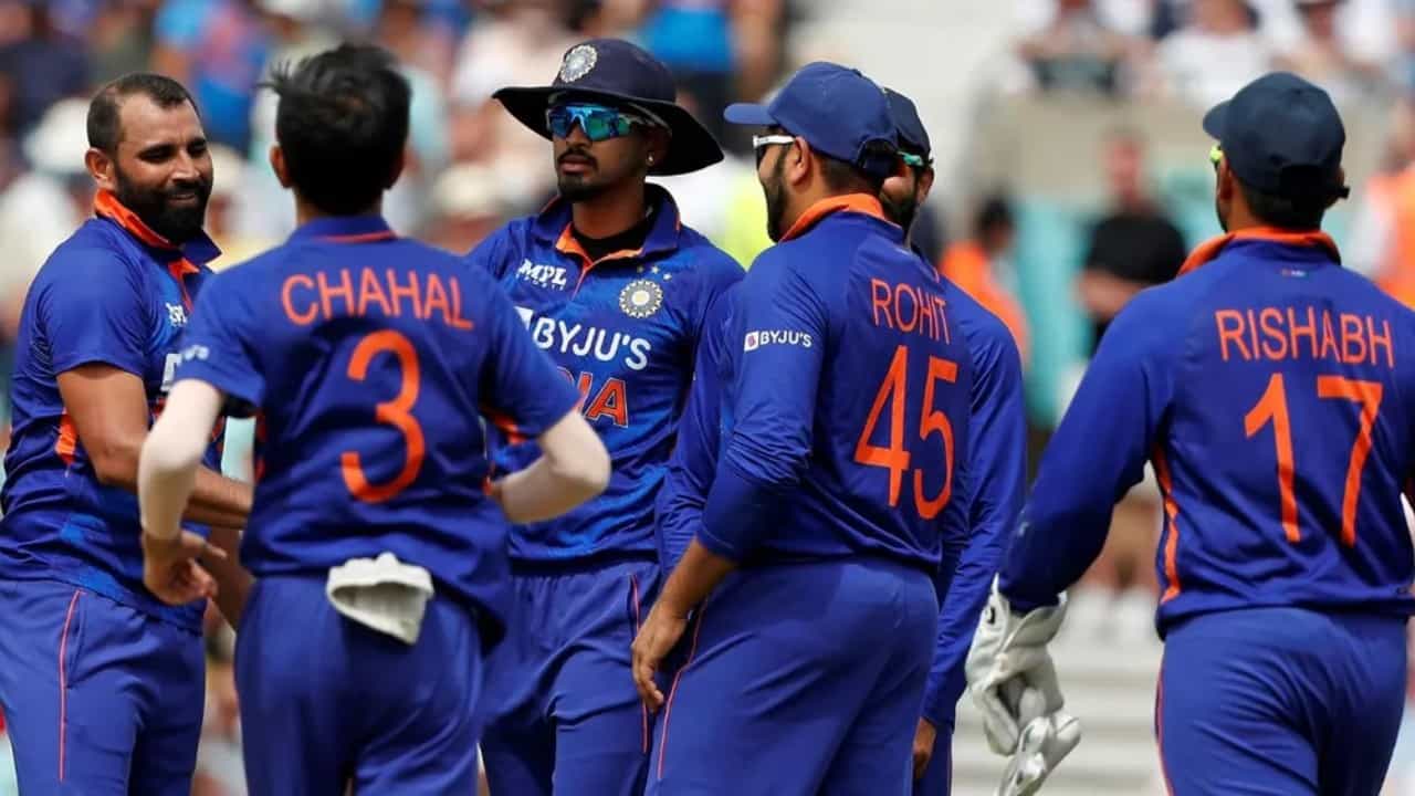 Breaking News: ವೆಸ್ಟ್ ಇಂಡೀಸ್ ವಿರುದ್ಧದ ಟಿ20 ಸರಣಿಗೆ ಭಾರತ ತಂಡ ಪ್ರಕಟ; ಕೊಹ್ಲಿ, ಬುಮ್ರಾಗೆ ವಿಶ್ರಾಂತಿ Breaking News: ವೆಸ್ಟ್ ಇಂಡೀಸ್ ವಿರುದ್ಧದ ಟಿ20 ಸರಣಿಗೆ ಭಾರತ ತಂಡ ಪ್ರಕಟ; ಕೊಹ್ಲಿ, ಬುಮ್ರಾಗೆ ವಿಶ್ರಾಂತಿ