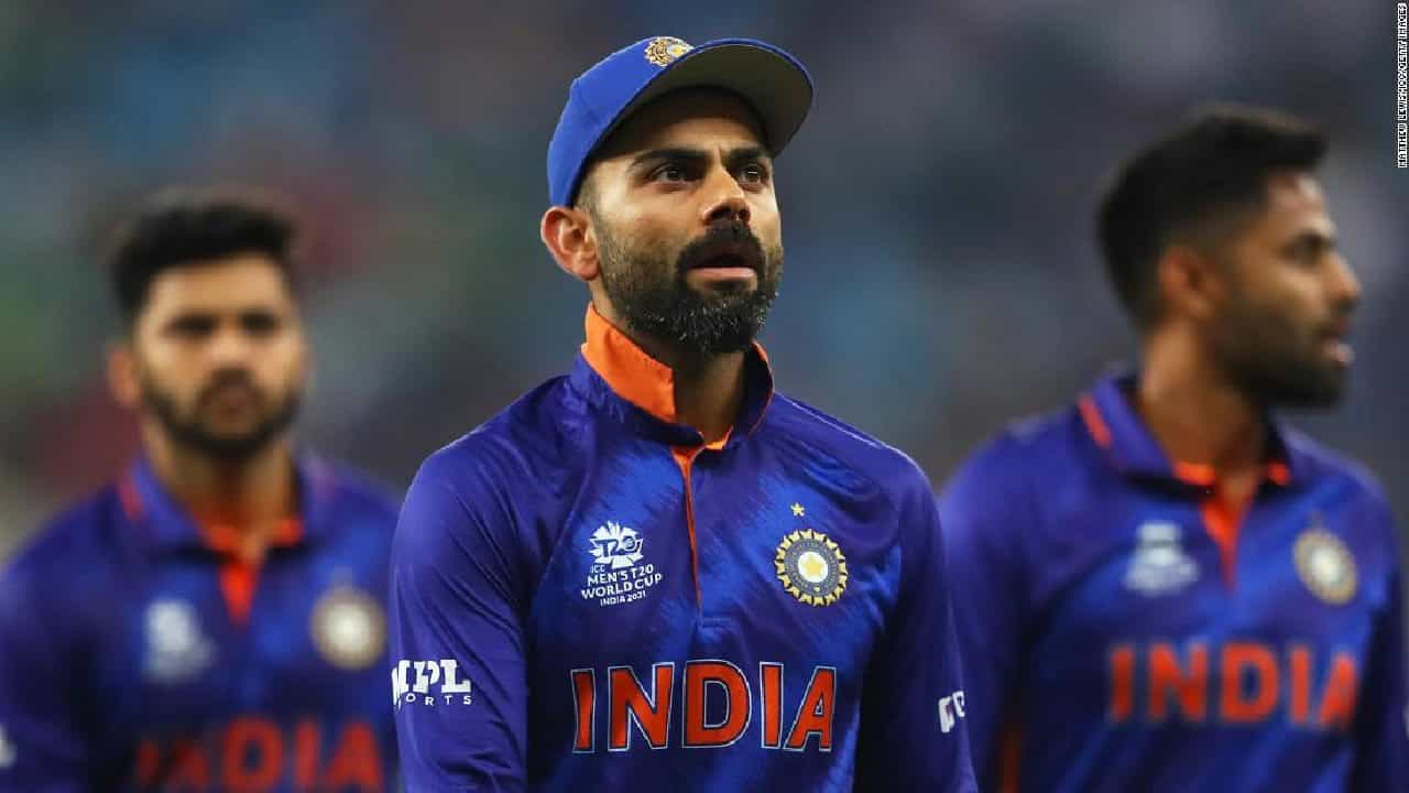 Virat Kohli: ಟೀಮ್ ಇಂಡಿಯಾದಿಂದ ವಿರಾಟ್ ಕೊಹ್ಲಿಗೆ ಗೇಟ್ಪಾಸ್..? Virat Kohli: ಟೀಮ್ ಇಂಡಿಯಾದಿಂದ ವಿರಾಟ್ ಕೊಹ್ಲಿಗೆ ಗೇಟ್ಪಾಸ್..?