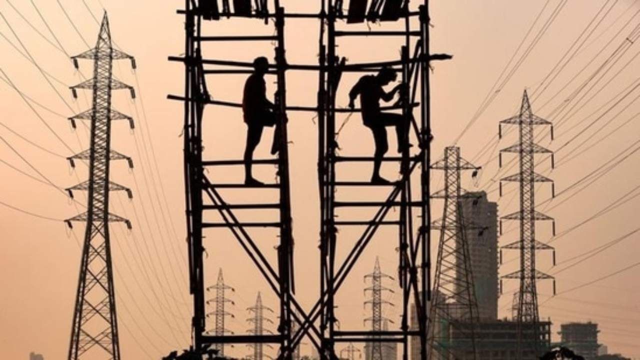 Bengaluru Power Cut: ಬೆಂಗಳೂರಿನ ಈ ಏರಿಯಾಗಳಲ್ಲಿ ಇಂದು ಬೆಳಗ್ಗೆಯಿಂದ ಸಂಜೆ 6ರವರೆಗೆ ಪವರ್ ಕಟ್ Bengaluru Power Cut: ಬೆಂಗಳೂರಿನ ಈ ಏರಿಯಾಗಳಲ್ಲಿ ಇಂದು ಬೆಳಗ್ಗೆಯಿಂದ ಸಂಜೆ 6ರವರೆಗೆ ಪವರ್ ಕಟ್