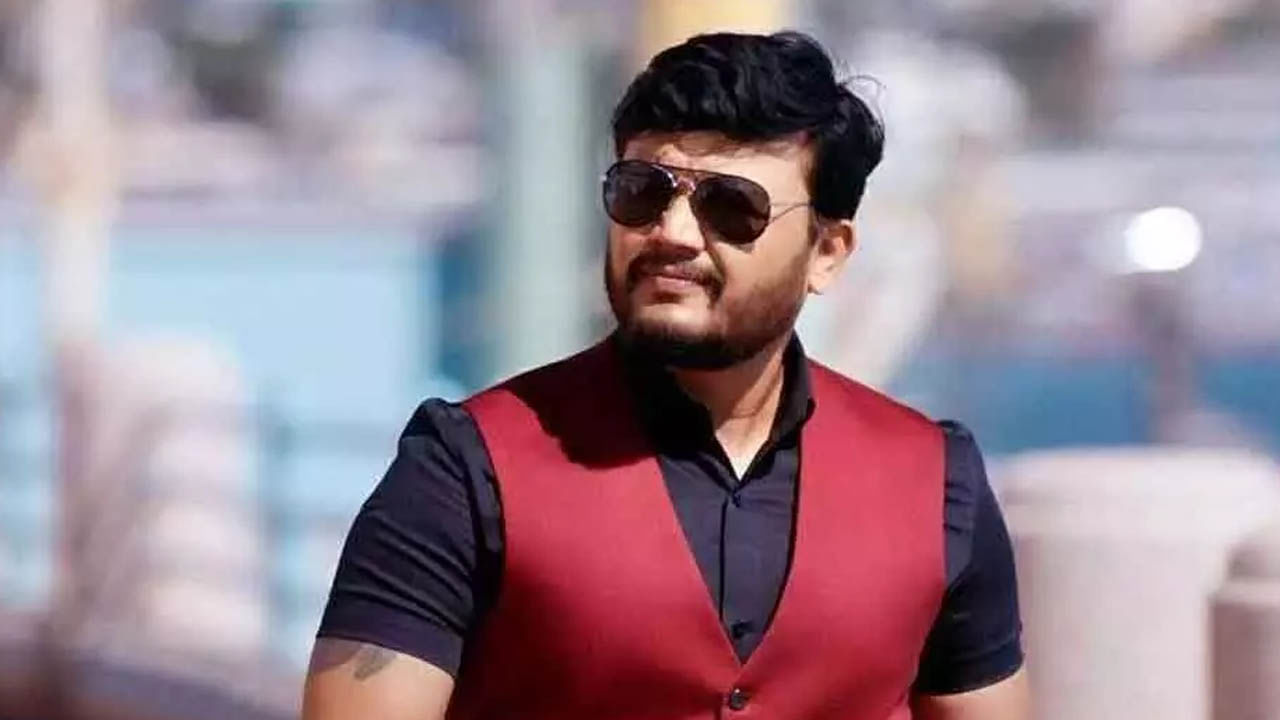 ಅಭಿಮಾನಿಯ ಬಾಳಲ್ಲಿ ಮಿರಾಕಲ್ ಮಾಡಿದ್ದ ಗೋಲ್ಡನ್ ಸ್ಟಾರ್ ಗಣೇಶ್; ಇಲ್ಲಿದೆ ಅಚ್ಚರಿಯ ವಿಚಾರ ಅಭಿಮಾನಿಯ ಬಾಳಲ್ಲಿ ಮಿರಾಕಲ್ ಮಾಡಿದ್ದ ಗೋಲ್ಡನ್ ಸ್ಟಾರ್ ಗಣೇಶ್; ಇಲ್ಲಿದೆ ಅಚ್ಚರಿಯ ವಿಚಾರ