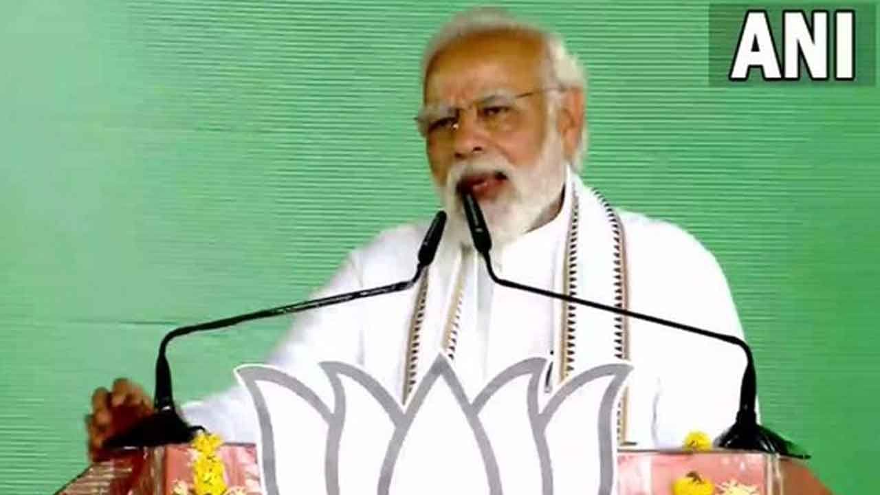 PM Modi in Jharkhand ಶಾರ್ಟ್ಕಟ್ ರಾಜಕೀಯ ದೇಶವನ್ನೇ ನಾಶ ಮಾಡುತ್ತದೆ: ಮೋದಿ PM Modi in Jharkhand ಶಾರ್ಟ್ಕಟ್ ರಾಜಕೀಯ ದೇಶವನ್ನೇ ನಾಶ ಮಾಡುತ್ತದೆ: ಮೋದಿ