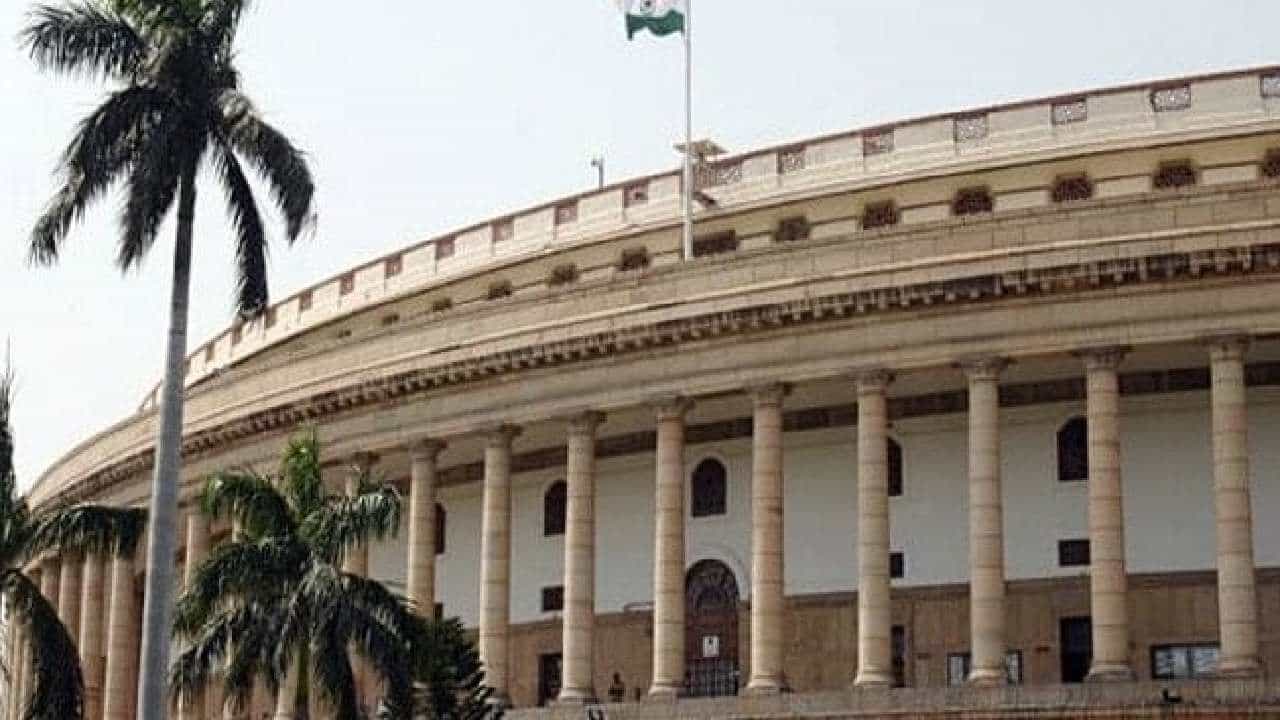 Monsoon Session 2022: ಇಂದಿನಿಂದ ಸಂಸತ್ ಮುಂಗಾರು ಅಧಿವೇಶನ ಆರಂಭ; 32 ಮಸೂದೆಗಳ ಮಂಡನೆ ಸಾಧ್ಯತೆ Monsoon Session 2022: ಇಂದಿನಿಂದ ಸಂಸತ್ ಮುಂಗಾರು ಅಧಿವೇಶನ ಆರಂಭ; 32 ಮಸೂದೆಗಳ ಮಂಡನೆ ಸಾಧ್ಯತೆ