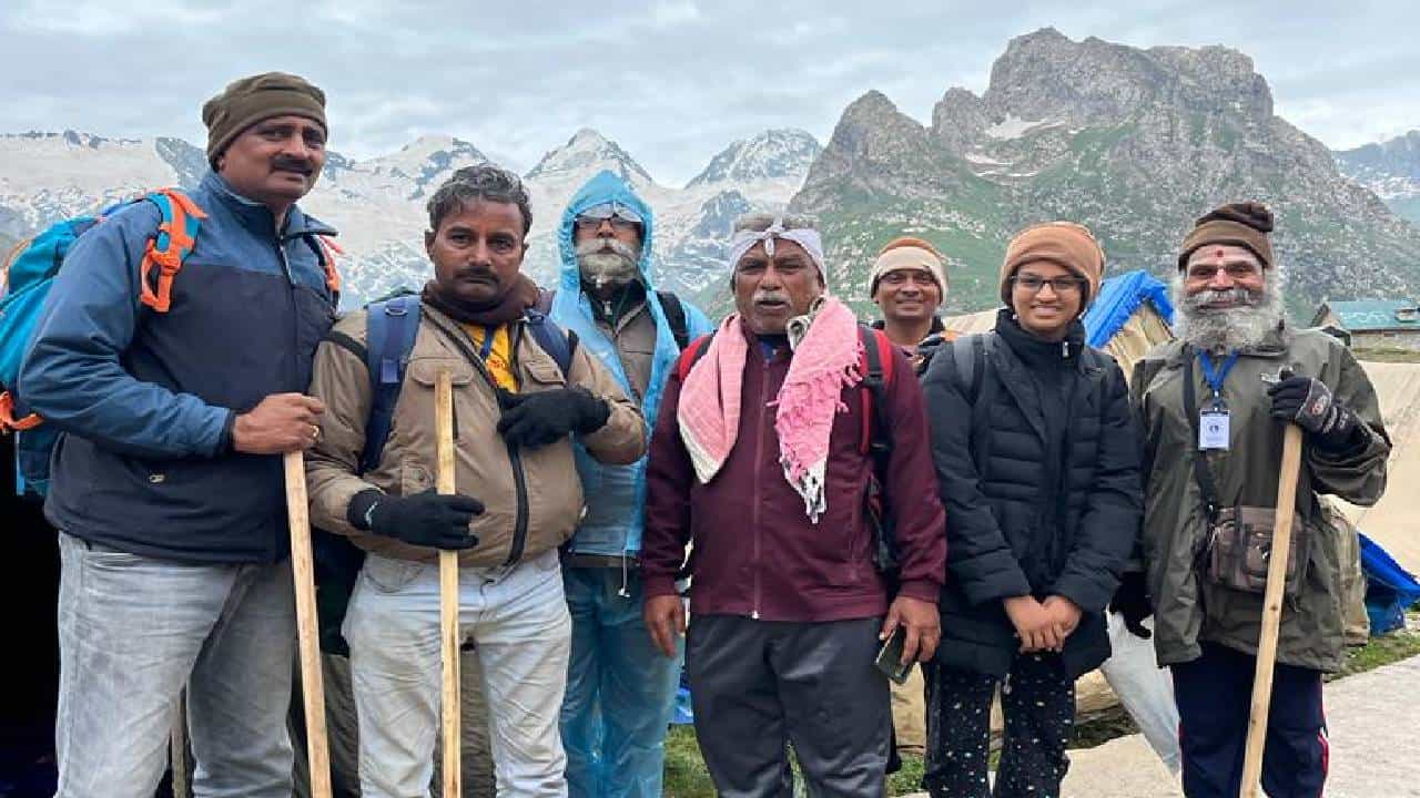 ಜಮ್ಮು-ಕಾಶ್ಮೀರದ ಅಮರನಾಥ ಗುಹೆ ಬಳಿ ಮೇಘ ಸ್ಫೋಟ: ಮೈಸೂರಿನ ಆರು ಪ್ರವಾಸಿಗರು ಸೇಫ್ ಜಮ್ಮು-ಕಾಶ್ಮೀರದ ಅಮರನಾಥ ಗುಹೆ ಬಳಿ ಮೇಘ ಸ್ಫೋಟ: ಮೈಸೂರಿನ ಆರು ಪ್ರವಾಸಿಗರು ಸೇಫ್