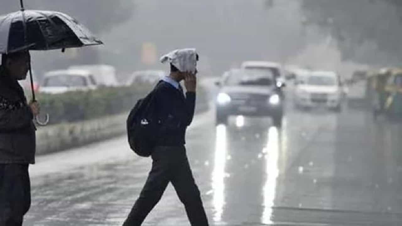 Karnataka Rain: ರಾಜ್ಯದಲ್ಲಿ ಇನ್ನು ಎರಡು ದಿನ ಮಳೆ ಮುಂದುವರಿಕೆ: ಹವಾಮಾನ ಇಲಾಖೆ Karnataka Rain: ರಾಜ್ಯದಲ್ಲಿ ಇನ್ನು ಎರಡು ದಿನ ಮಳೆ ಮುಂದುವರಿಕೆ: ಹವಾಮಾನ ಇಲಾಖೆ