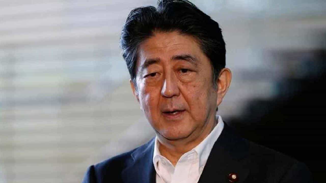 Shinzo Abe Death: ಜಪಾನ್ ಮಾಜಿ ಪ್ರಧಾನಿ ಶಿಂಜೋ ಅಬೆ ನಿಧನ; ಭಾರತದಲ್ಲಿ ಇಂದು ರಾಷ್ಟ್ರೀಯ ಶೋಕಾಚರಣೆ Shinzo Abe Death: ಜಪಾನ್ ಮಾಜಿ ಪ್ರಧಾನಿ ಶಿಂಜೋ ಅಬೆ ನಿಧನ; ಭಾರತದಲ್ಲಿ ಇಂದು ರಾಷ್ಟ್ರೀಯ ಶೋಕಾಚರಣೆ