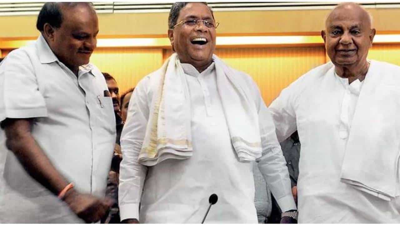 HD Devegowda: ಗೌಡರ ಕುಟುಂಬದ ಬಗ್ಗೆ ಮಾತಾಡಬೇಡಿ ಎಂದು ಹೈಕಮಾಂಡ್ ಹೇಳಿಲ್ಲ, ದೇವೇಗೌಡರ ಬಗ್ಗೆ ರಾಜಣ್ಣ ಕ್ಷಮೆ ಕೇಳಿದ್ದಾರೆ : ಸಿದ್ದರಾಮಯ್ಯ ಸ್ಪಷ್ಟನೆ HD Devegowda: ಗೌಡರ ಕುಟುಂಬದ ಬಗ್ಗೆ ಮಾತಾಡಬೇಡಿ ಎಂದು ಹೈಕಮಾಂಡ್ ಹೇಳಿಲ್ಲ, ದೇವೇಗೌಡರ ಬಗ್ಗೆ ರಾಜಣ್ಣ ಕ್ಷಮೆ ಕೇಳಿದ್ದಾರೆ : ಸಿದ್ದರಾಮಯ್ಯ ಸ್ಪಷ್ಟನೆ