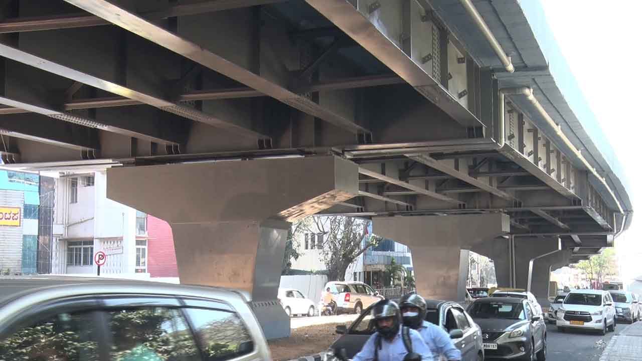 ಬೆಂಗಳೂರು ಜನರಿಗೆ ಕೊನೆಗೂ ಸಿಕ್ತು ಸ್ಟೀಲ್ ಬ್ರಿಡ್ಜ್ ಮೇಲೆ ಓಡಾಡುವ ಭಾಗ್ಯ; ಆಗಸ್ಟ್ 15ಕ್ಕೆ ಉದ್ಘಾಟನೆ ಬೆಂಗಳೂರು ಜನರಿಗೆ ಕೊನೆಗೂ ಸಿಕ್ತು ಸ್ಟೀಲ್ ಬ್ರಿಡ್ಜ್ ಮೇಲೆ ಓಡಾಡುವ ಭಾಗ್ಯ; ಆಗಸ್ಟ್ 15ಕ್ಕೆ ಉದ್ಘಾಟನೆ