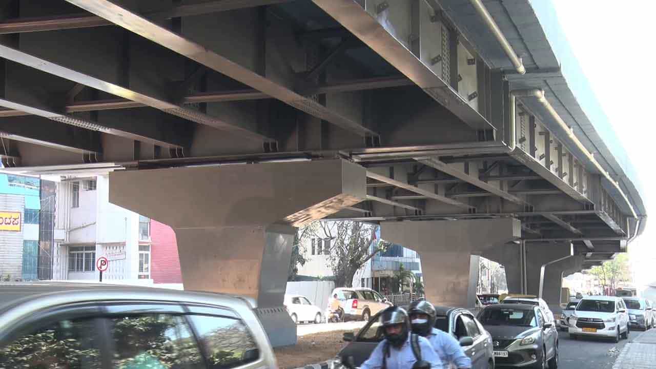 ಬೆಂಗಳೂರು ಜನರಿಗೆ ಕೊನೆಗೂ ಸಿಕ್ತು ಸ್ಟೀಲ್ ಬ್ರಿಡ್ಜ್ ಮೇಲೆ ಓಡಾಡುವ ಭಾಗ್ಯ; ಆಗಸ್ಟ್ 15ಕ್ಕೆ ಉದ್ಘಾಟನೆ ಬೆಂಗಳೂರು ಜನರಿಗೆ ಕೊನೆಗೂ ಸಿಕ್ತು ಸ್ಟೀಲ್ ಬ್ರಿಡ್ಜ್ ಮೇಲೆ ಓಡಾಡುವ ಭಾಗ್ಯ; ಆಗಸ್ಟ್ 15ಕ್ಕೆ ಉದ್ಘಾಟನೆ