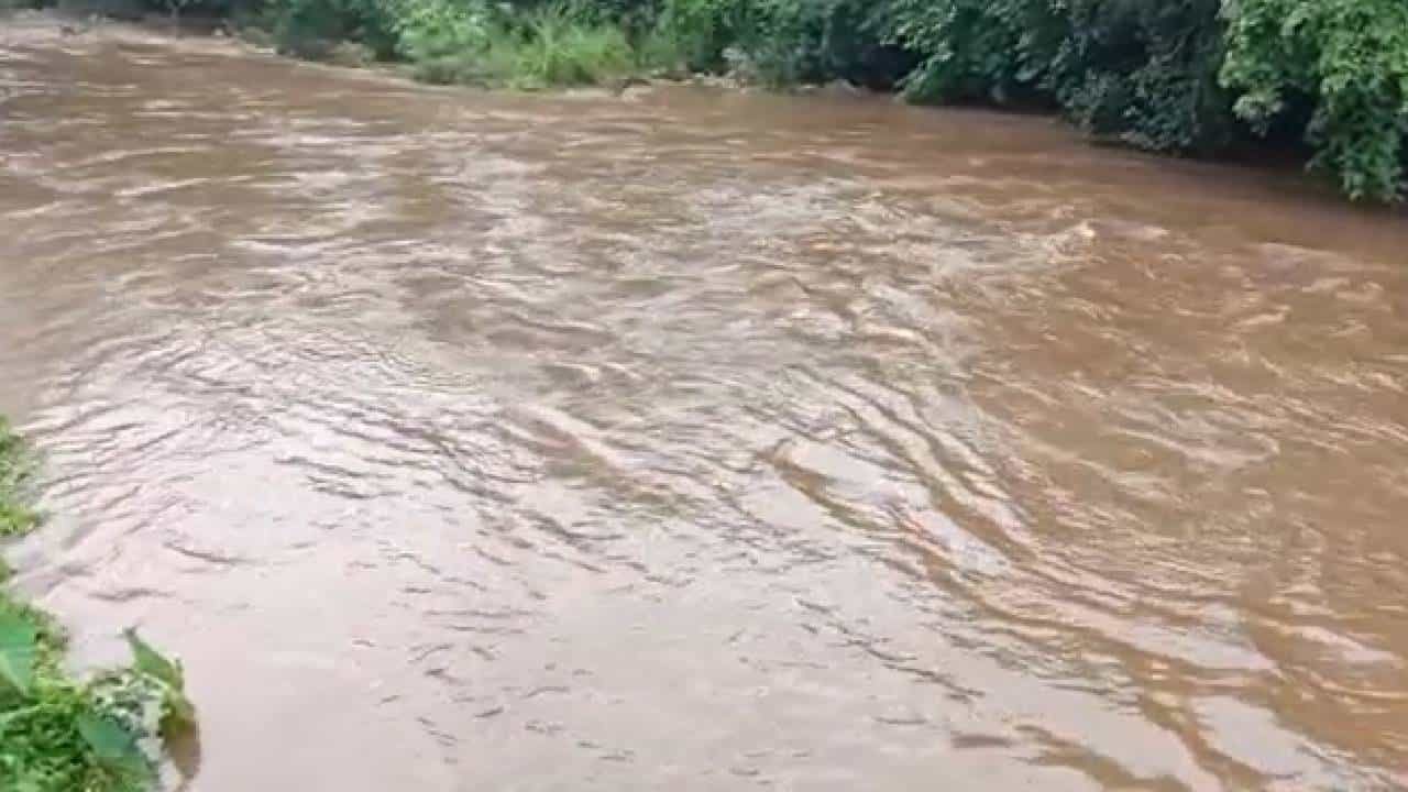 Karnataka Rain: ಕರ್ನಾಟಕ ರಾಜ್ಯದಲ್ಲಿ ಮುಂದುವರೆದ ವರುಣನ ಆರ್ಭಟ: ಇನ್ನೆರಡು ದಿನ ಬೆಂಗಳೂರಿನಲ್ಲಿ ಮಳೆ Karnataka Rain: ಕರ್ನಾಟಕ ರಾಜ್ಯದಲ್ಲಿ ಮುಂದುವರೆದ ವರುಣನ ಆರ್ಭಟ: ಇನ್ನೆರಡು ದಿನ ಬೆಂಗಳೂರಿನಲ್ಲಿ ಮಳೆ