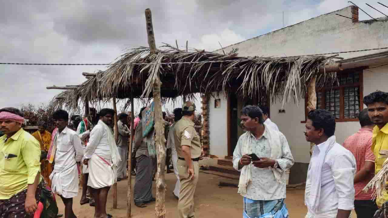 ಮದುವೆಯಾಗಿ ಸಂಸಾರ ಶುರು ಮಾಡಿದ್ದ ಪಾಗಲ್ ಪ್ರೇಮಿಯಿಂದ ಮಾಜಿ ಪ್ರೇಯಸಿ ಹತ್ಯೆ; ತಲೆ ಕಡಿದು ರುಂಡದೊಂದಿಗೆ ಠಾಣೆಗೆ ಹಾಜರು