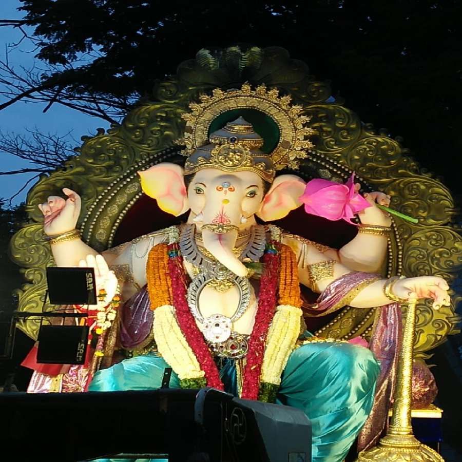 Hubli Ka Raj named ganesh is the tallest Ganesh in Hubli