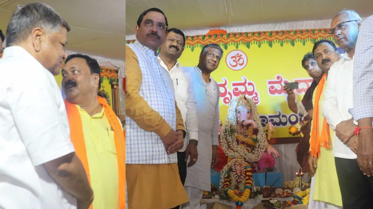 ಇತಿಹಾಸ ಸೃಷ್ಟಿಸಿದ ಹುಬ್ಬಳ್ಳಿಯ ರಾಣಿ ಚೆನ್ನಮ್ಮ ಮೈದಾನ: ಸಚಿವ ಜೋಶಿ ನೇತೃತ್ವದಲ್ಲಿ ಮಹಾಮಂಗಳಾರತಿಯೊಂದಿಗೆ ಸಂಪನ್ನವಾದ ಗಣೇಶ ಪೂಜೆ! ಇತಿಹಾಸ ಸೃಷ್ಟಿಸಿದ ಹುಬ್ಬಳ್ಳಿಯ ರಾಣಿ ಚೆನ್ನಮ್ಮ ಮೈದಾನ: ಸಚಿವ ಜೋಶಿ ನೇತೃತ್ವದಲ್ಲಿ ಮಹಾಮಂಗಳಾರತಿಯೊಂದಿಗೆ ಸಂಪನ್ನವಾದ ಗಣೇಶ ಪೂಜೆ!