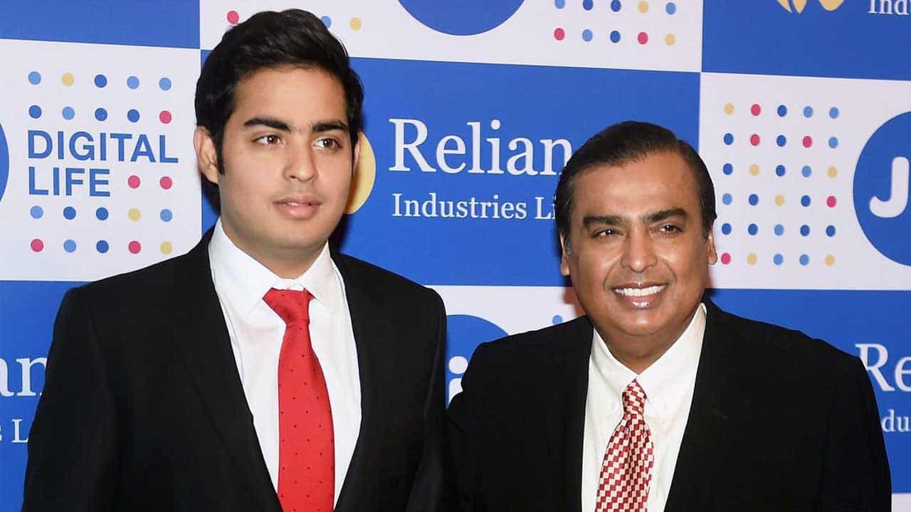 Reliance AGM: ಅಲ್ಟ್ರಾ-ಹೈ ಫೈಬರ್ ಸ್ಪೀಡ್ನೊಂದಿಗೆ ಜಿಯೋದಿಂದ ಬರುತ್ತಿದೆ ಹೊಸ ಹಾಟ್ಸ್ಪಾಟ್ Reliance AGM: ಅಲ್ಟ್ರಾ-ಹೈ ಫೈಬರ್ ಸ್ಪೀಡ್ನೊಂದಿಗೆ ಜಿಯೋದಿಂದ ಬರುತ್ತಿದೆ ಹೊಸ ಹಾಟ್ಸ್ಪಾಟ್