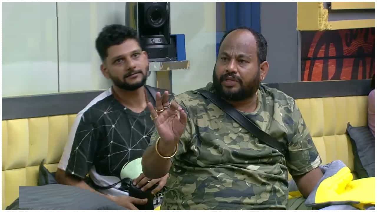 Bigg Boss Kannada: ‘ಕಷ್ಟ ಹೇಳ್ಕೊಂಡು ಸಿಂಪಥಿ ಗಿಟ್ಟಿಸಬೇಡಿ’: ಬಿಗ್ ಬಾಸ್ ಸ್ಪರ್ಧಿಗೆ ಗುರೂಜಿ ಮಾತಿನ ಡಿಚ್ಚಿ Bigg Boss Kannada: ‘ಕಷ್ಟ ಹೇಳ್ಕೊಂಡು ಸಿಂಪಥಿ ಗಿಟ್ಟಿಸಬೇಡಿ’: ಬಿಗ್ ಬಾಸ್ ಸ್ಪರ್ಧಿಗೆ ಗುರೂಜಿ ಮಾತಿನ ಡಿಚ್ಚಿ