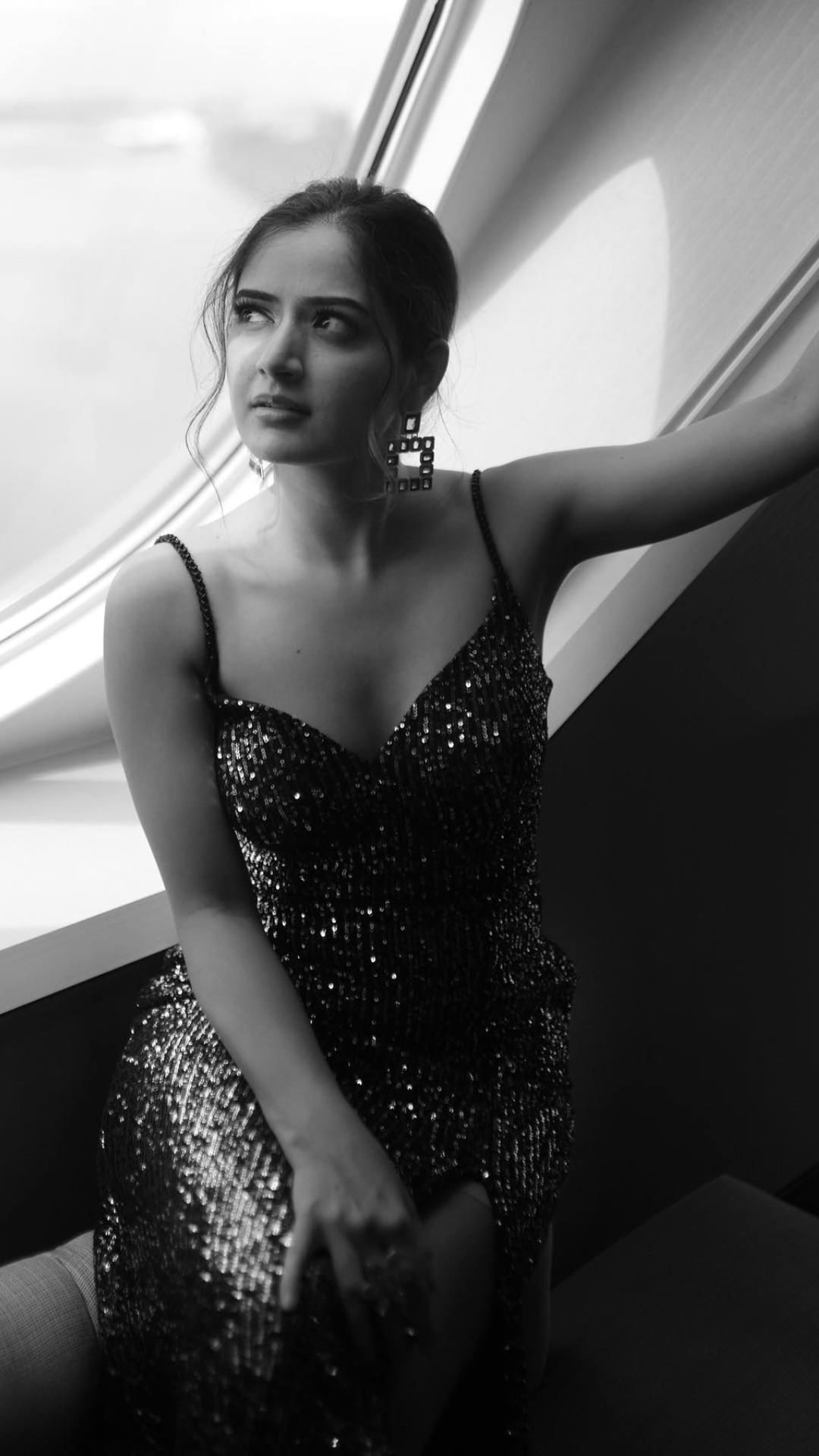 Ashika (2)