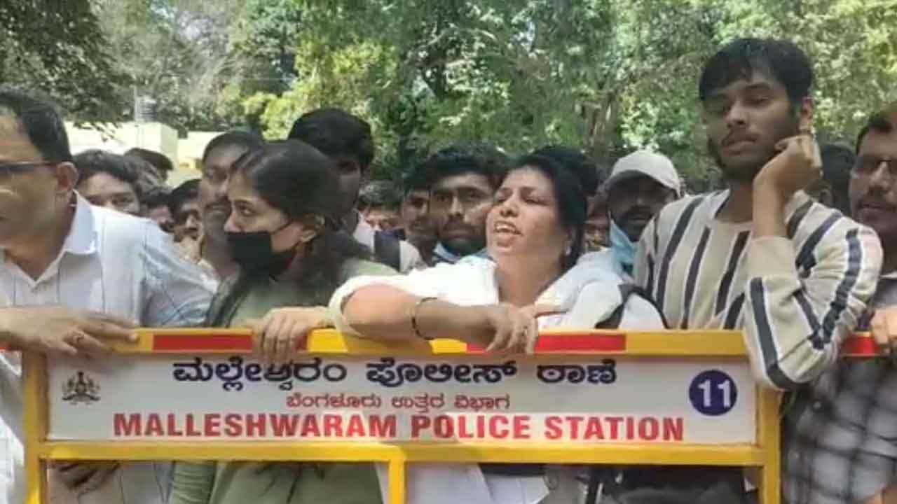 KCET: ಸಿಇಟಿ ರ್ಯಾಂಕ್ ಪಟ್ಟಿ ಸಮಸ್ಯೆ; ಮತ್ತೊಮ್ಮೆ ಫಲಿತಾಂಶ ಪ್ರಕಟಿಸಲು KEA ನಿರ್ಧಾರ KCET: ಸಿಇಟಿ ರ್ಯಾಂಕ್ ಪಟ್ಟಿ ಸಮಸ್ಯೆ; ಮತ್ತೊಮ್ಮೆ ಫಲಿತಾಂಶ ಪ್ರಕಟಿಸಲು KEA ನಿರ್ಧಾರ