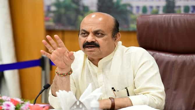 ಚಾಮರಾಜಪೇಟೆ ಈದ್ಗಾ ಮೈದಾನದಲ್ಲಿ ಗಣೇಶೋತ್ಸವಕ್ಕೆ ​ಗ್ರೀನ್‌ ಸಿಗ್ನಲ್ : ಆದೇಶ ಪಾಲಿಸುವ ಬಗ್ಗೆ ಸಭೆ ನಡೆಸಲಾಗುವುದು- ಸಿಎಂ ಬೊಮ್ಮಾಯಿ