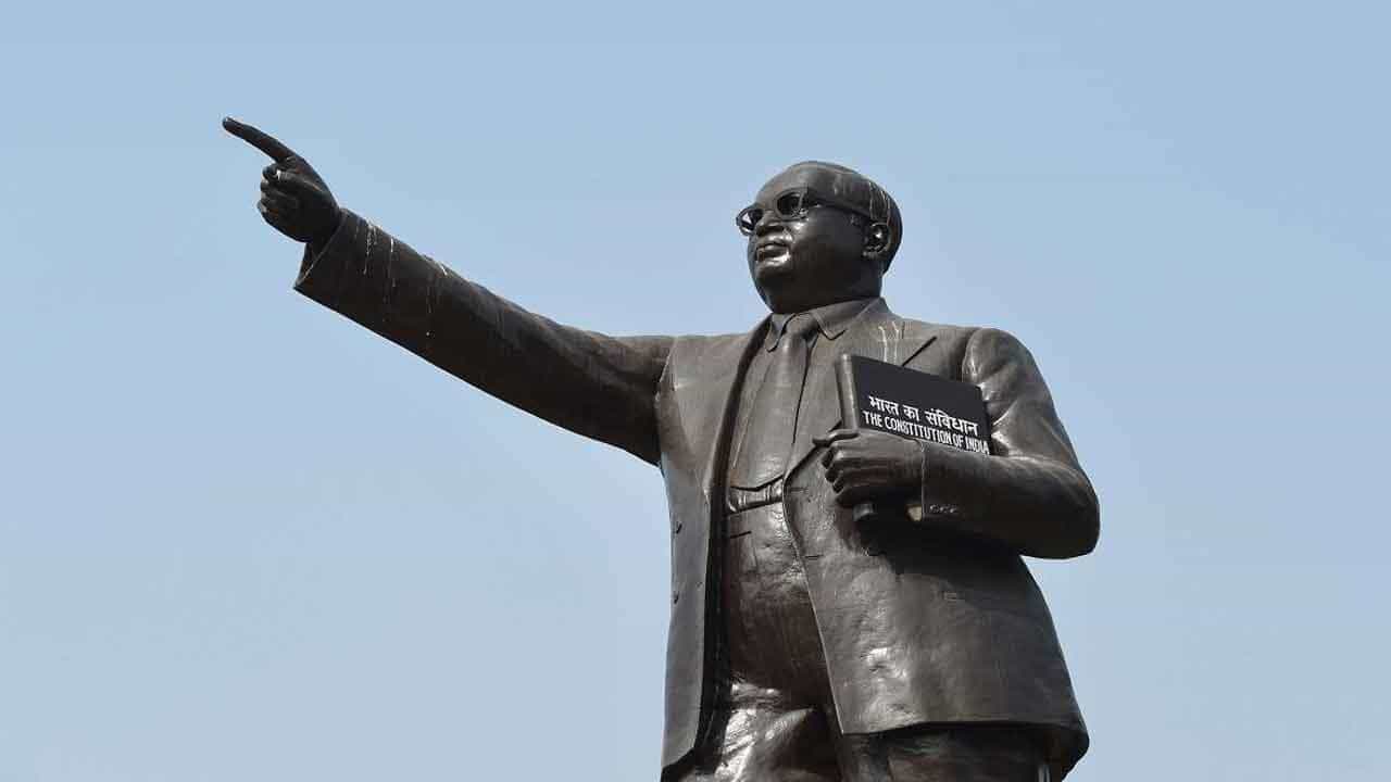 Ramabai Ambedkar: ದೇಶದಲ್ಲಿ ಏನಾಗ್ತಿದೆ ಅಂತ ನಿಮಗೇ ಗೊತ್ತು; ಸಂವಿಧಾನದ ಪರಿಸ್ಥಿತಿ ಬಗ್ಗೆ ಅಂಬೇಡ್ಕರ್ ಮೊಮ್ಮಗಳ ಆತಂಕ Ramabai Ambedkar: ದೇಶದಲ್ಲಿ ಏನಾಗ್ತಿದೆ ಅಂತ ನಿಮಗೇ ಗೊತ್ತು; ಸಂವಿಧಾನದ ಪರಿಸ್ಥಿತಿ ಬಗ್ಗೆ ಅಂಬೇಡ್ಕರ್ ಮೊಮ್ಮಗಳ ಆತಂಕ