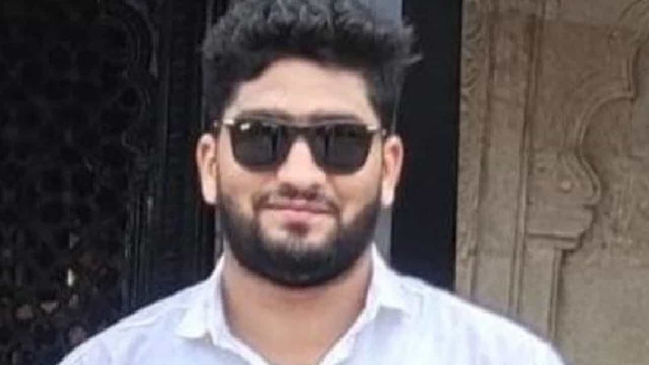 Mohammad Fazil: ಫಾಜಿಲ್ ಹತ್ಯೆ ಪ್ರಕರಣ; ತಡರಾತ್ರಿ ಪೊಲೀಸರ ಕಾರ್ಯಾಚರಣೆ, ನಾಲ್ವರ ಬಂಧನ Mohammad Fazil: ಫಾಜಿಲ್ ಹತ್ಯೆ ಪ್ರಕರಣ; ತಡರಾತ್ರಿ ಪೊಲೀಸರ ಕಾರ್ಯಾಚರಣೆ, ನಾಲ್ವರ ಬಂಧನ