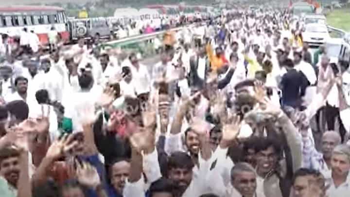 ದಾವಣೆಗೆರೆಗೆ ಆಗಮಿಸಿರುವ ಲಕ್ಷಾಂತರ ಅಭಿಮಾನಿಗಳ ಆಶಯ ಒಂದೇ; ಸಿದ್ದರಾಮಯ್ಯ ಮತ್ತೇ ಮುಖ್ಯಮಂತ್ರಿಯಾಗಬೇಕು! ದಾವಣೆಗೆರೆಗೆ ಆಗಮಿಸಿರುವ ಲಕ್ಷಾಂತರ ಅಭಿಮಾನಿಗಳ ಆಶಯ ಒಂದೇ; ಸಿದ್ದರಾಮಯ್ಯ ಮತ್ತೇ ಮುಖ್ಯಮಂತ್ರಿಯಾಗಬೇಕು!
