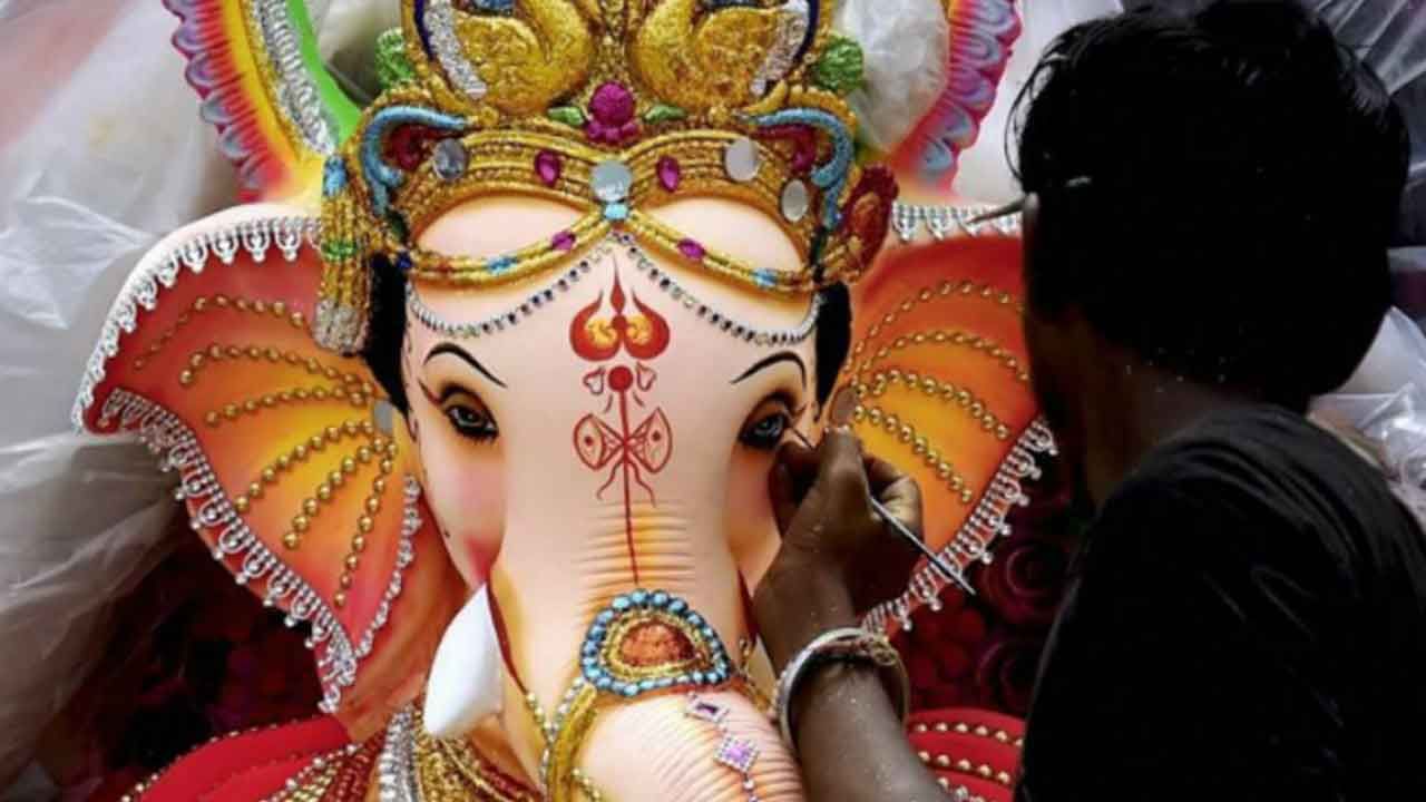 Ganesha Festival: ಗಣೇಶೋತ್ಸವಕ್ಕೆ ಈ ವರ್ಷ ಸರ್ಕಾರದ ನಿರ್ಬಂಧವಿಲ್ಲ; ಆರ್ ಅಶೋಕ್
