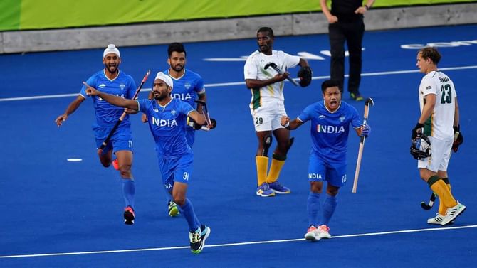 CWG 2022: ಆಫ್ರಿಕಾ ವಿರುದ್ಧ ರೋಚಕ ಜಯ: ಫೈನಲ್ಗೆ ಲಗ್ಗೆಯಿಟ್ಟ ಭಾರತ ಪುರುಷರ ಹಾಕಿ ತಂಡ CWG 2022: ಆಫ್ರಿಕಾ ವಿರುದ್ಧ ರೋಚಕ ಜಯ: ಫೈನಲ್ಗೆ ಲಗ್ಗೆಯಿಟ್ಟ ಭಾರತ ಪುರುಷರ ಹಾಕಿ ತಂಡ
