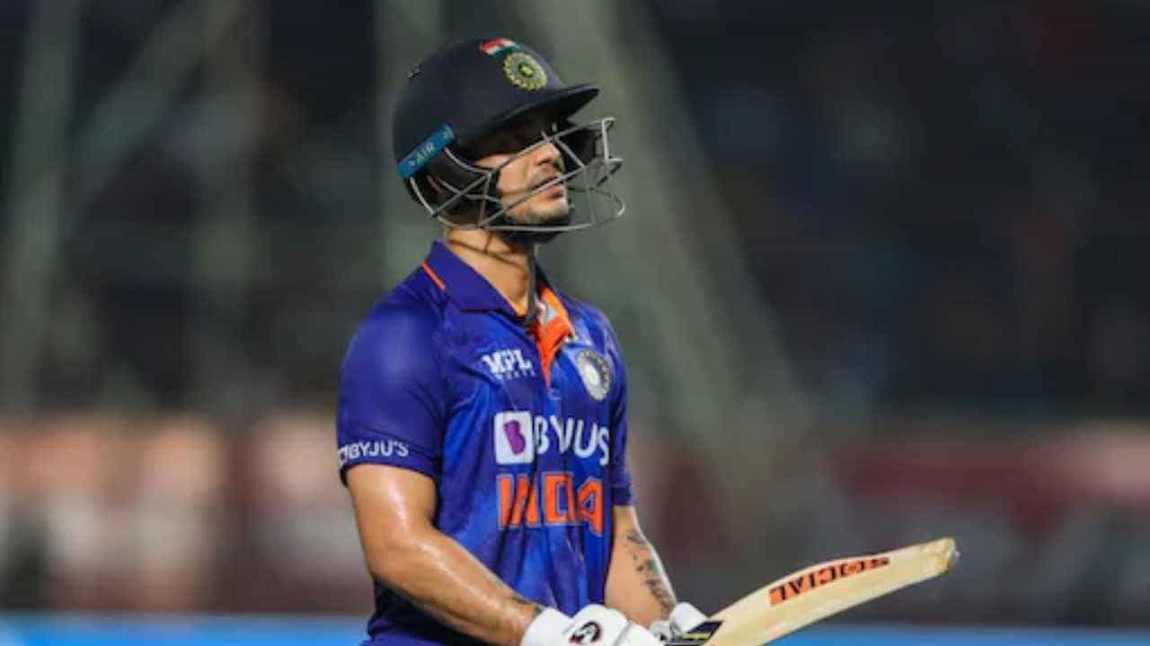 IND vs ZIM: ಗಿಲ್ ವಿಕೆಟ್ಗಾಗಿ ಡಿಆರ್ಎಸ್ ತೆಗೆದುಕೊಂಡ ಬಿಂಬಾಬ್ವೆ; ಆದರೆ ಔಟಾಗಿದ್ದು ಮಾತ್ರ ಇಶಾನ್ ಕಿಶನ್! IND vs ZIM: ಗಿಲ್ ವಿಕೆಟ್ಗಾಗಿ ಡಿಆರ್ಎಸ್ ತೆಗೆದುಕೊಂಡ ಬಿಂಬಾಬ್ವೆ; ಆದರೆ ಔಟಾಗಿದ್ದು ಮಾತ್ರ ಇಶಾನ್ ಕಿಶನ್!