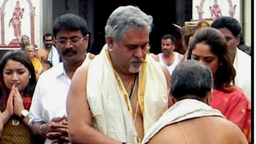 Kerala: ಶಬರಿಮಲೆ ಅಯ್ಯಪ್ಪ ದೇಗುಲದ ಗರ್ಭಗುಡಿ ಪ್ರವೇಶದ್ವಾರ ಬಳಿ, ವಿಜಯ ಮಲ್ಯ ನೀಡಿದ್ದ ಚಿನ್ನದ ಲೇಪಿತ ಛಾವಣಿ ಸೋರುತಿದೆ!