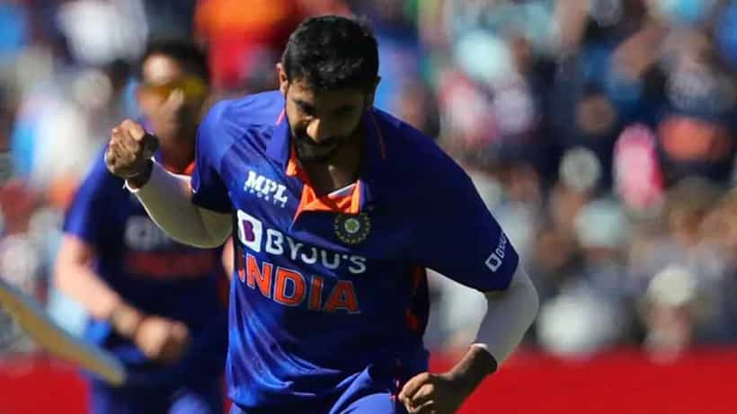 Asia Cup 2022: ಜಸ್ಪ್ರೀತ್ ಬುಮ್ರಾ ಬಳಿಕ ಮತ್ತೊಬ್ಬ ಸ್ಟಾರ್ ಬೌಲರ್ ಏಷ್ಯಾಕಪ್ನಿಂದ ಔಟ್..!