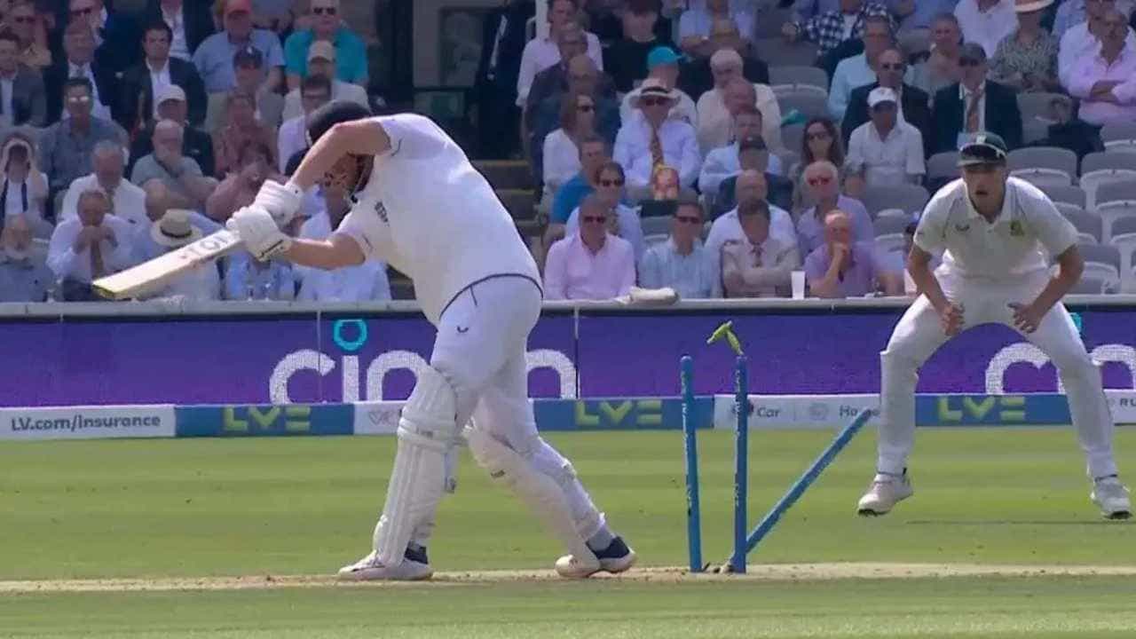 ENG vs NZ: ವರ್ಷದ ವೇಗದ ಎಸೆತಕ್ಕೆ ಹಾರಿತು ಮಿಡಲ್ ಸ್ಟಂಪ್! ಶೂನ್ಯಕ್ಕೆ ಬೈರ್ಸ್ಟೋವ್ ಔಟ್; ವಿಡಿಯೋ ENG vs NZ: ವರ್ಷದ ವೇಗದ ಎಸೆತಕ್ಕೆ ಹಾರಿತು ಮಿಡಲ್ ಸ್ಟಂಪ್! ಶೂನ್ಯಕ್ಕೆ ಬೈರ್ಸ್ಟೋವ್ ಔಟ್; ವಿಡಿಯೋ