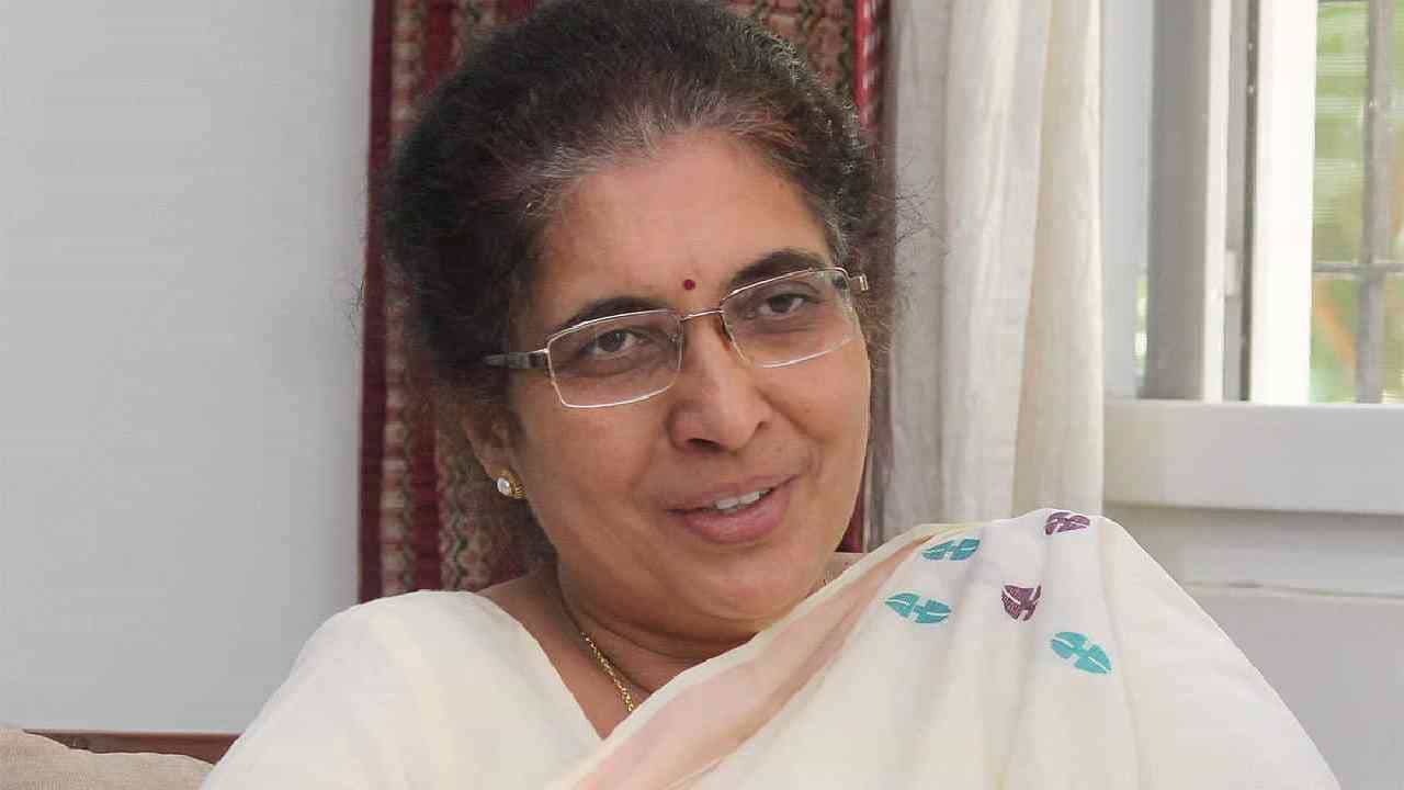 ಸರ್ಕಾರ ಮಕ್ಕಳಿಗೆ ಮೊಟ್ಟೆ ಕೊಡಲೇಬೇಕು ಎಂದಾದರೆ ಮನೆಮನೆಗಳಿಗೆ ವಿತರಿಸಲಿ: ತೇಜಸ್ವಿನಿ ಅನಂತ್ ಕುಮಾರ್ ಸರ್ಕಾರ ಮಕ್ಕಳಿಗೆ ಮೊಟ್ಟೆ ಕೊಡಲೇಬೇಕು ಎಂದಾದರೆ ಮನೆಮನೆಗಳಿಗೆ ವಿತರಿಸಲಿ: ತೇಜಸ್ವಿನಿ ಅನಂತ್ ಕುಮಾರ್