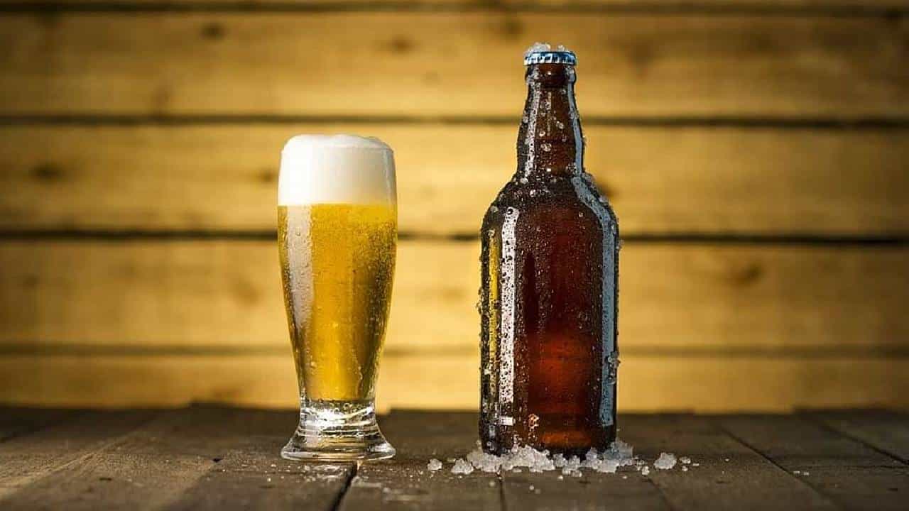 International Beer Day 2022: ಬಿಯರ್ ಕುಡಿಯುವುದರಿಂದಾಗುವ ಪ್ರಯೋಜನಗಳು ಹಾಗೂ ಅಡ್ಡಪರಿಣಾಮಗಳೇನು? International Beer Day 2022: ಬಿಯರ್ ಕುಡಿಯುವುದರಿಂದಾಗುವ ಪ್ರಯೋಜನಗಳು ಹಾಗೂ ಅಡ್ಡಪರಿಣಾಮಗಳೇನು?