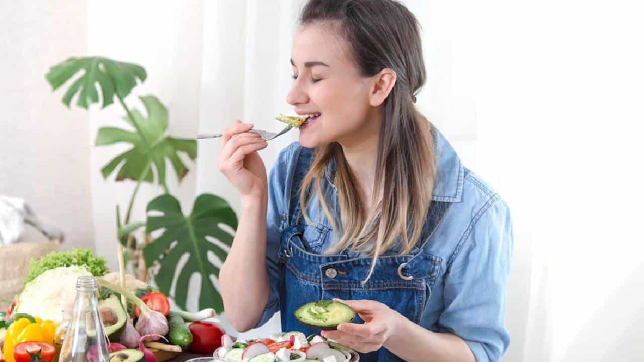 Metabolism: ನೀವು ಮಾಡುವ ಈ ತಪ್ಪುಗಳು ಚಯಾಪಚಯವನ್ನು ನಿಧಾನಗೊಳಿಸಬಹುದು Metabolism: ನೀವು ಮಾಡುವ ಈ ತಪ್ಪುಗಳು ಚಯಾಪಚಯವನ್ನು ನಿಧಾನಗೊಳಿಸಬಹುದು