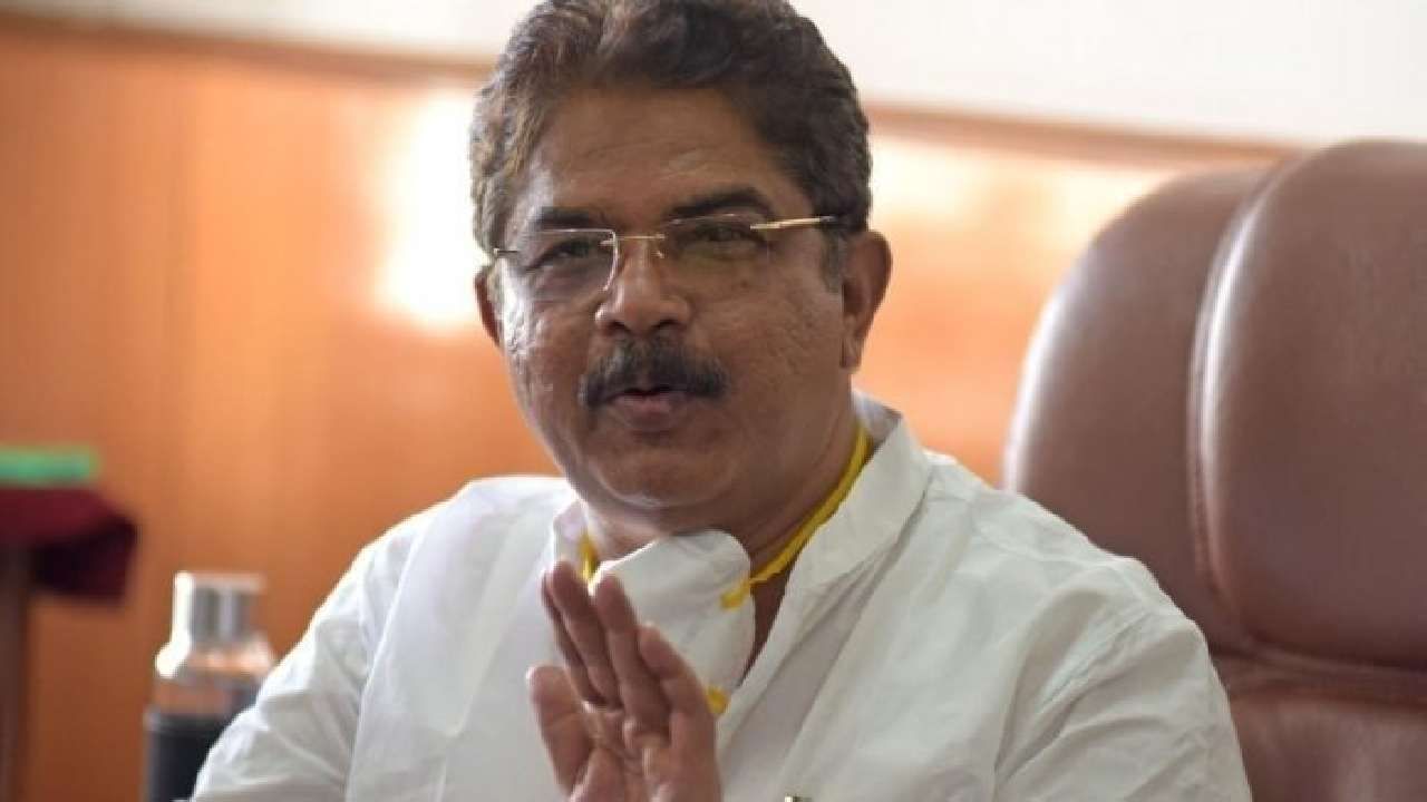 ಪಾದಯಾತ್ರೆ ಅಂದ್ರೆ ಓಡೋದು, ಬಸ್ಕಿ ಹೊಡಿಸೋದಲ್ಲ, ಗಾಂಭೀರ್ಯ ಬೇಕು: ಕಾಂಗ್ರೆಸ್ ಪಾದಯಾತ್ರೆಗೆ ಸಚಿವ ಆರ್ ಅಶೋಕ್ ವ್ಯಂಗ್ಯ ಪಾದಯಾತ್ರೆ ಅಂದ್ರೆ ಓಡೋದು, ಬಸ್ಕಿ ಹೊಡಿಸೋದಲ್ಲ, ಗಾಂಭೀರ್ಯ ಬೇಕು: ಕಾಂಗ್ರೆಸ್ ಪಾದಯಾತ್ರೆಗೆ ಸಚಿವ ಆರ್ ಅಶೋಕ್ ವ್ಯಂಗ್ಯ