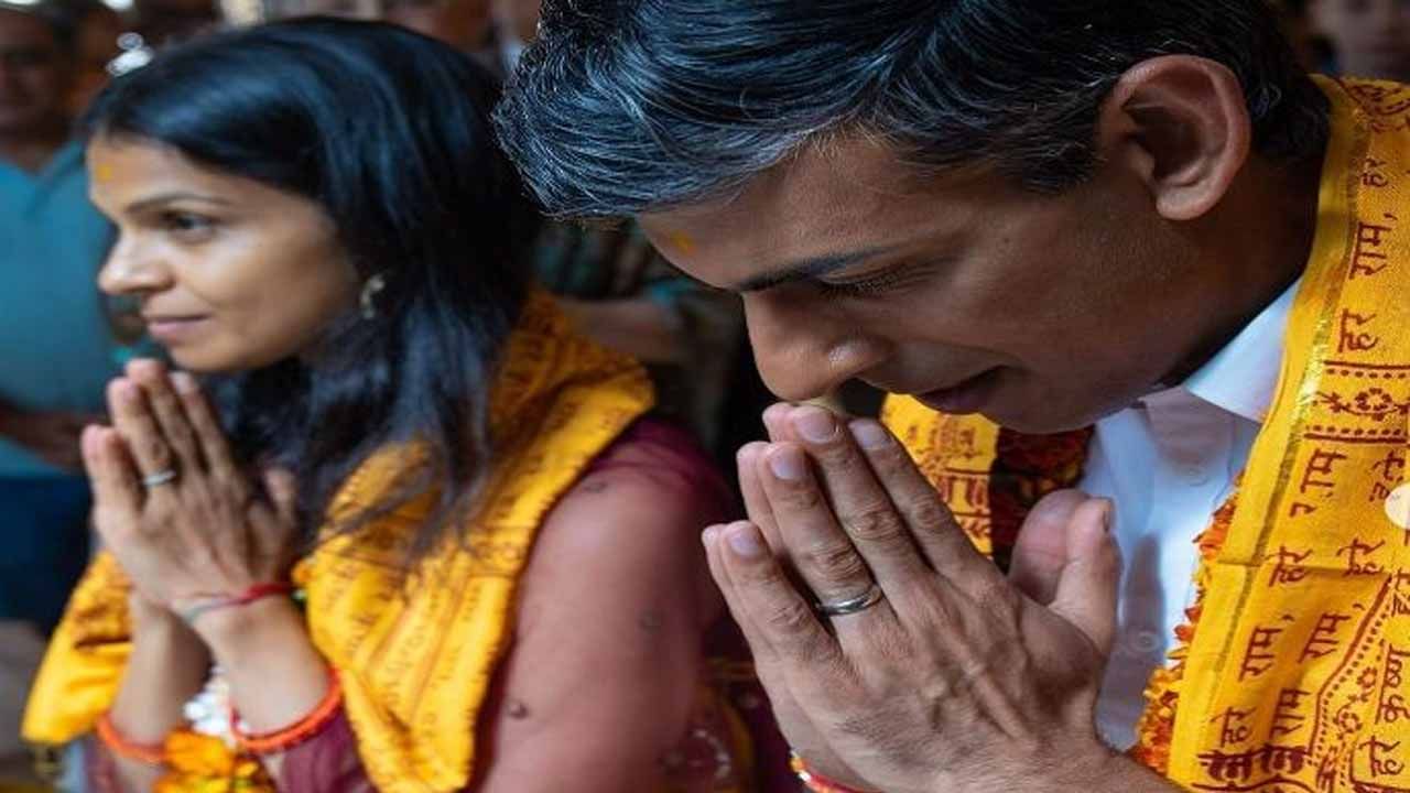 ರಿಷಿ ಸುನಕ್ ಪತ್ನಿ ಅಕ್ಷತಾ ಮೂರ್ತಿ ಇನ್ಫೋಸಿಸ್ನಿಂದ ಪಡೆಯುವ ಡಿವಿಡೆಂಡ್ ಎಷ್ಟು? ಇಲ್ಲಿದೆ ಮಾಹಿತಿ ರಿಷಿ ಸುನಕ್ ಪತ್ನಿ ಅಕ್ಷತಾ ಮೂರ್ತಿ ಇನ್ಫೋಸಿಸ್ನಿಂದ ಪಡೆಯುವ ಡಿವಿಡೆಂಡ್ ಎಷ್ಟು? ಇಲ್ಲಿದೆ ಮಾಹಿತಿ