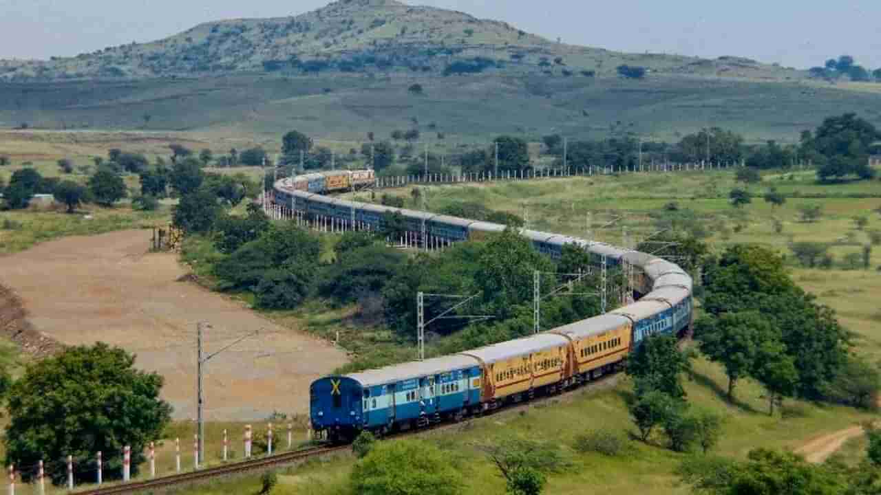 South Central Railway: ಸಿಕಂದರಾಬಾದ್-ಯಶವಂತಪುರದ ನಡುವೆ ವಿಶೇಷ ಎಕ್ಸ್‌ಪ್ರೆಸ್ ರೈಲುಗಳ ಸಂಚಾರ ವಿಸ್ತರಣೆ: ದಕ್ಷಿಣ ಮಧ್ಯ ರೈಲ್ವೆ ಸೂಚನೆ