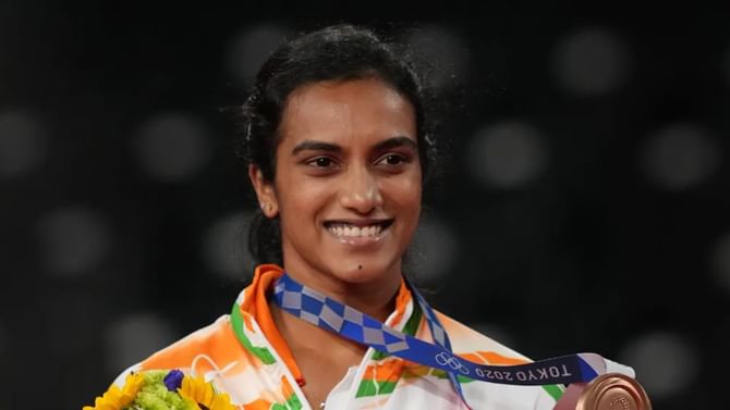 PV Sindhu: ಚಿನ್ನದ ಪದಕ ಗೆದ್ದು ಇತಿಹಾಸ ನಿರ್ಮಿಸಿದ ಪಿವಿ ಸಿಂಧು PV Sindhu: ಚಿನ್ನದ ಪದಕ ಗೆದ್ದು ಇತಿಹಾಸ ನಿರ್ಮಿಸಿದ ಪಿವಿ ಸಿಂಧು