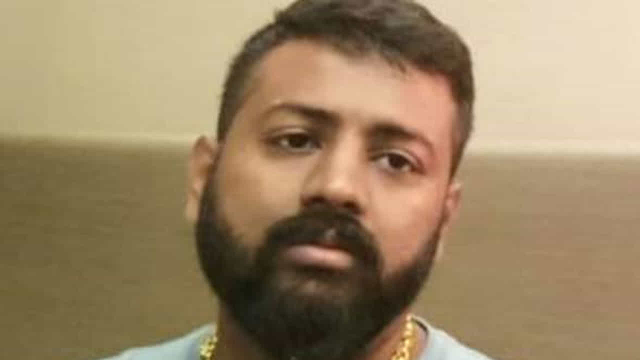 ಸುಕೇಶ್ ಚಂದ್ರಶೇಖರ್​​ನ್ನು ತಿಹಾರ್​​ ಜೈಲಿನಿಂದ ಮಂಡೋಲಿ ಜೈಲಿಗೆ ಸ್ಥಳಾಂತರಕ್ಕೆ ಸುಪ್ರೀಂಕೋರ್ಟ್​​ ಆದೇಶ