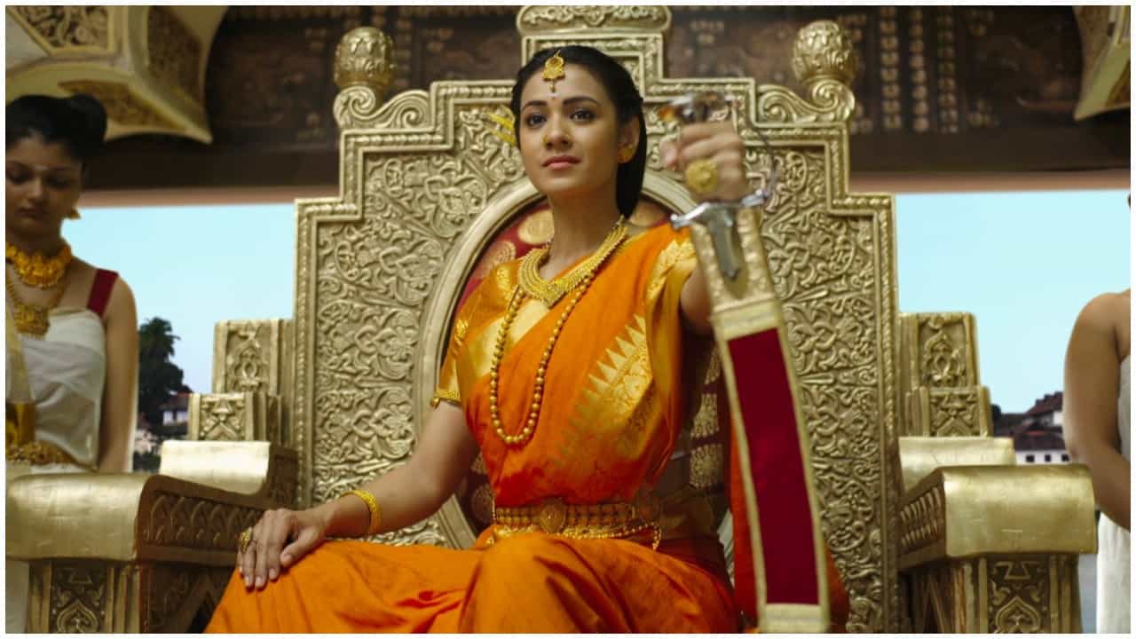 Rani Abbakka: ದೂರದರ್ಶನದಲ್ಲಿ ನೋಡಿ ಉಲ್ಲಾಳದ ರಾಣಿ ಅಬ್ಬಕ್ಕನ ಸಾಹಸದ ಕಥೆ; ಭಾನುವಾರ ರಾತ್ರಿ 9ಕ್ಕೆ ‘ಸ್ವರಾಜ್’ Rani Abbakka: ದೂರದರ್ಶನದಲ್ಲಿ ನೋಡಿ ಉಲ್ಲಾಳದ ರಾಣಿ ಅಬ್ಬಕ್ಕನ ಸಾಹಸದ ಕಥೆ; ಭಾನುವಾರ ರಾತ್ರಿ 9ಕ್ಕೆ ‘ಸ್ವರಾಜ್’