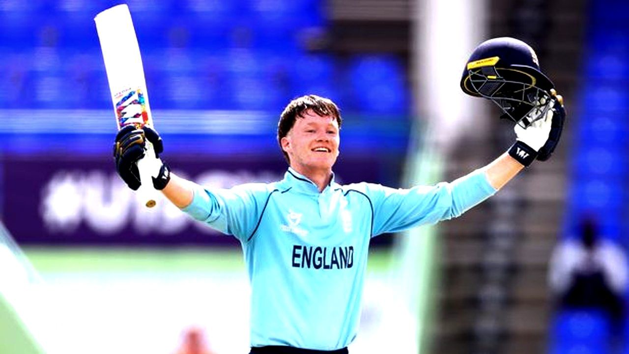 14 ಫೋರ್, 7 ಸಿಕ್ಸ್: ಸ್ಪೋಟಕ ಸೆಂಚುರಿ ಸಿಡಿಸಿ ದಾಖಲೆ ಬರೆದ ಯುವ ಬ್ಯಾಟ್ಸ್ಮನ್ 14 ಫೋರ್, 7 ಸಿಕ್ಸ್: ಸ್ಪೋಟಕ ಸೆಂಚುರಿ ಸಿಡಿಸಿ ದಾಖಲೆ ಬರೆದ ಯುವ ಬ್ಯಾಟ್ಸ್ಮನ್