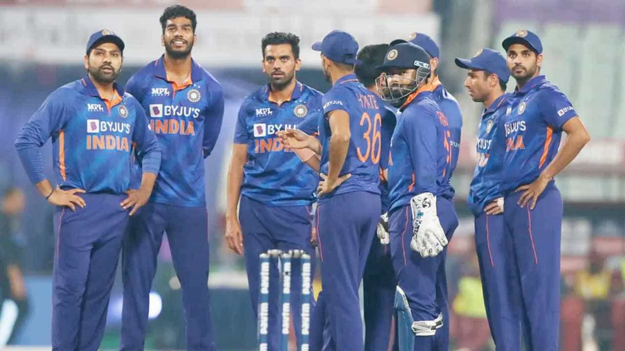 T20 World Cup: ‘ಟಿ20 ವಿಶ್ವಕಪ್ ಹತ್ತಿರವಾದಂತೆ ತಂಡದಲ್ಲಿ ಆತಂಕ ಮನೆಮಾಡಿದೆ’; ಶಾಕಿಂಗ್ ಹೇಳಿಕೆ ಕೊಟ್ಟ ರಿಷಭ್ ಪಂತ್ T20 World Cup: ‘ಟಿ20 ವಿಶ್ವಕಪ್ ಹತ್ತಿರವಾದಂತೆ ತಂಡದಲ್ಲಿ ಆತಂಕ ಮನೆಮಾಡಿದೆ’; ಶಾಕಿಂಗ್ ಹೇಳಿಕೆ ಕೊಟ್ಟ ರಿಷಭ್ ಪಂತ್