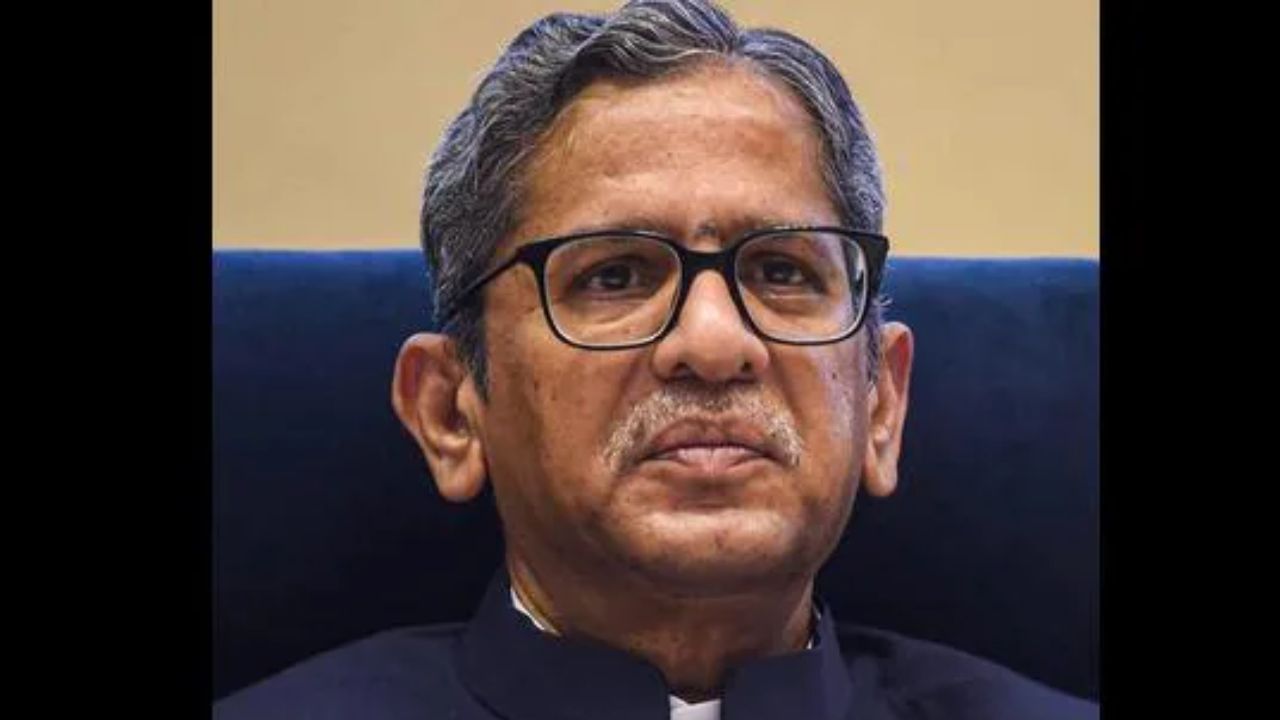 ನ್ಯಾಯಾಲಯಗಳಷ್ಟೇ ಅಲ್ಲ ರಾಜ್ಯದ ಪ್ರತಿಯೊಂದು ಅಂಗವೂ ನ್ಯಾಯ ಸಲ್ಲಿಸಬೇಕು: ಎನ್ವಿ ರಮಣ ನ್ಯಾಯಾಲಯಗಳಷ್ಟೇ ಅಲ್ಲ ರಾಜ್ಯದ ಪ್ರತಿಯೊಂದು ಅಂಗವೂ ನ್ಯಾಯ ಸಲ್ಲಿಸಬೇಕು: ಎನ್ವಿ ರಮಣ