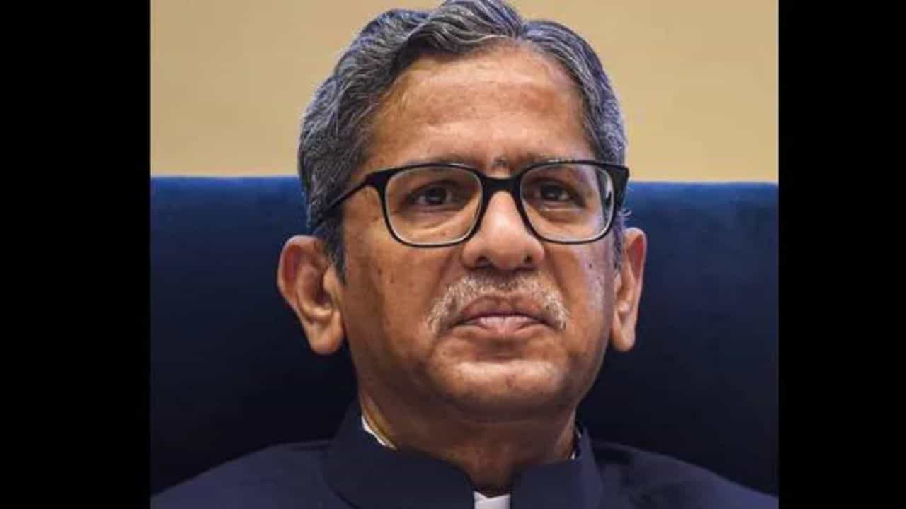 ನ್ಯಾಯಾಲಯಗಳಷ್ಟೇ ಅಲ್ಲ ರಾಜ್ಯದ ಪ್ರತಿಯೊಂದು ಅಂಗವೂ ನ್ಯಾಯ ಸಲ್ಲಿಸಬೇಕು: ಎನ್ವಿ ರಮಣ ನ್ಯಾಯಾಲಯಗಳಷ್ಟೇ ಅಲ್ಲ ರಾಜ್ಯದ ಪ್ರತಿಯೊಂದು ಅಂಗವೂ ನ್ಯಾಯ ಸಲ್ಲಿಸಬೇಕು: ಎನ್ವಿ ರಮಣ