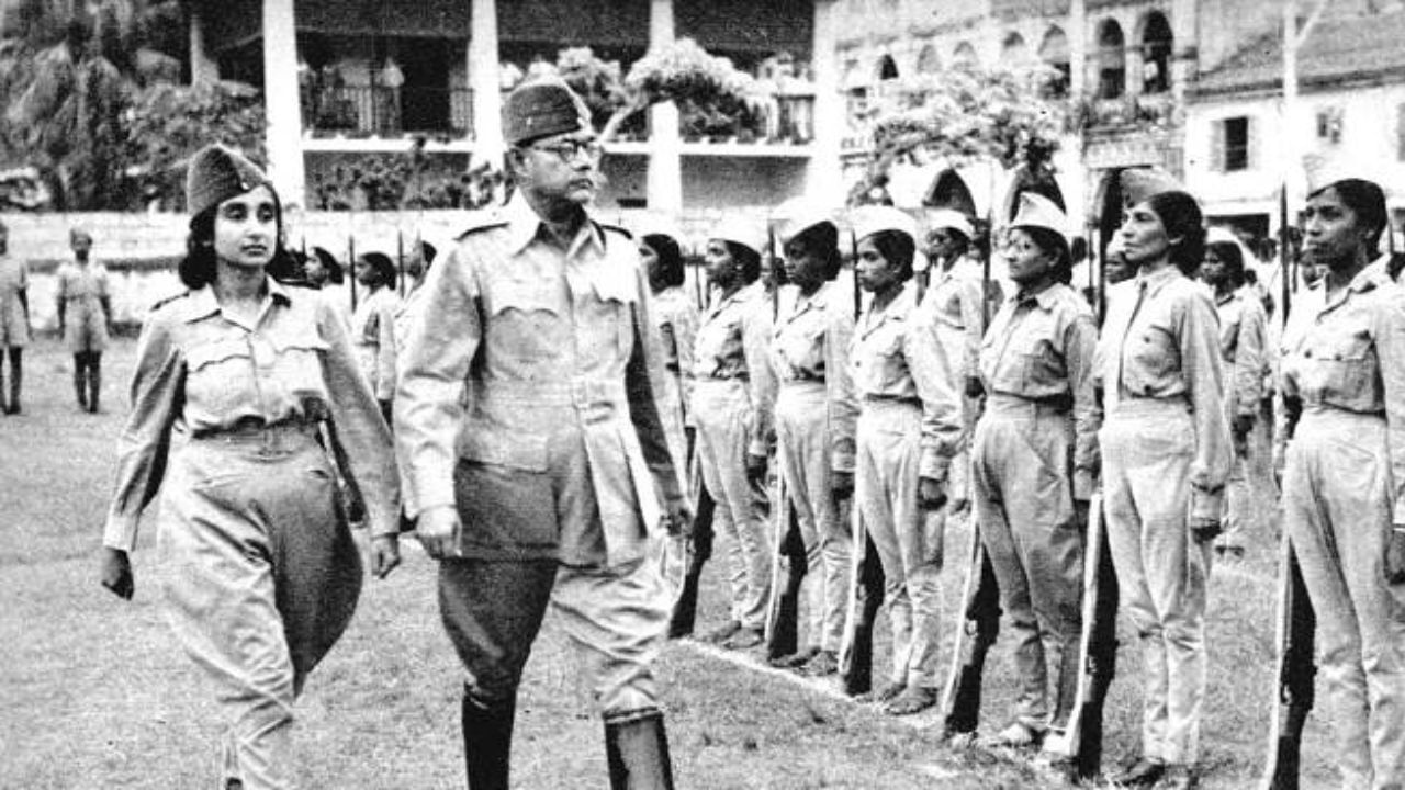 Netaji Subhash Chandra Bose: ಇಂದು ನೇತಾಜಿ ಸುಭಾಷ್ ಚಂದ್ರ ಬೋಸ್ 77ನೇ ಪುಣ್ಯತಿಥಿ: ಸ್ಮರಿಸಿದ ನಾಯಕರು Netaji Subhash Chandra Bose: ಇಂದು ನೇತಾಜಿ ಸುಭಾಷ್ ಚಂದ್ರ ಬೋಸ್ 77ನೇ ಪುಣ್ಯತಿಥಿ: ಸ್ಮರಿಸಿದ ನಾಯಕರು