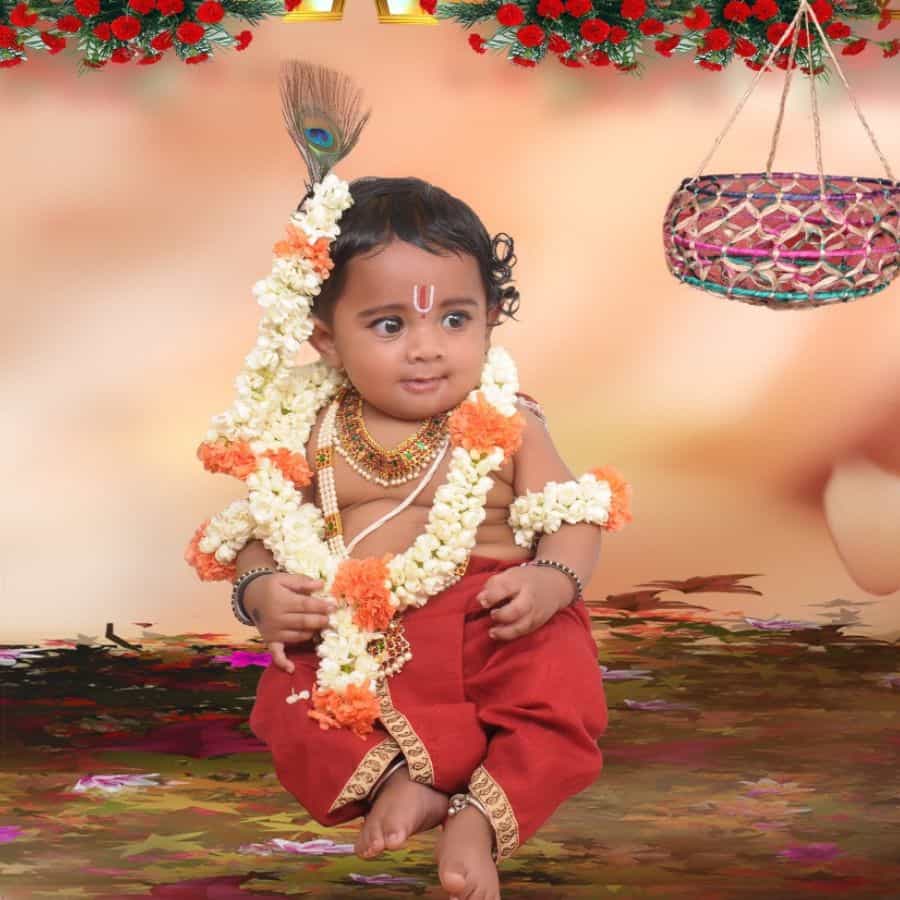 ಕೃಷ್ಣ: ಅನೀಶ್ ರವೀಂದ್ರ
ತಂದೆ: ಜೆ ರವೀಂದ್ರ
ತಾಯಿ: ಮಾಲಾ ಎನ್
ಸ್ಥಳ: ಬಿ ನಾಗಸಂದ್ರ ಬೆಂಗಳೂರು