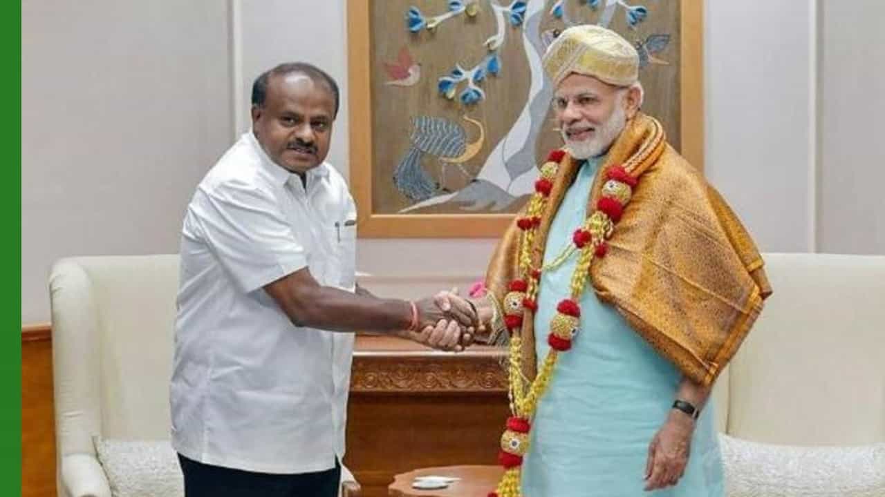 ಮಾನನಷ್ಟ ಮೊಕದ್ದಮೆ ಹಾಕುವುದಕ್ಕೆ ಯಾರಿಗಿದೆ ಮಾನ? ಪ್ರಧಾನಿಯಿಂದ ಹಿಡಿದು ಯಾರಿಗೂ ಮಾತನಾಡುವ ನೈತಿಕತೆ ಇಲ್ಲ-ಹೆಚ್.ಡಿ. ಕುಮಾರಸ್ವಾಮಿ ಮಾನನಷ್ಟ ಮೊಕದ್ದಮೆ ಹಾಕುವುದಕ್ಕೆ ಯಾರಿಗಿದೆ ಮಾನ? ಪ್ರಧಾನಿಯಿಂದ ಹಿಡಿದು ಯಾರಿಗೂ ಮಾತನಾಡುವ ನೈತಿಕತೆ ಇಲ್ಲ-ಹೆಚ್.ಡಿ. ಕುಮಾರಸ್ವಾಮಿ