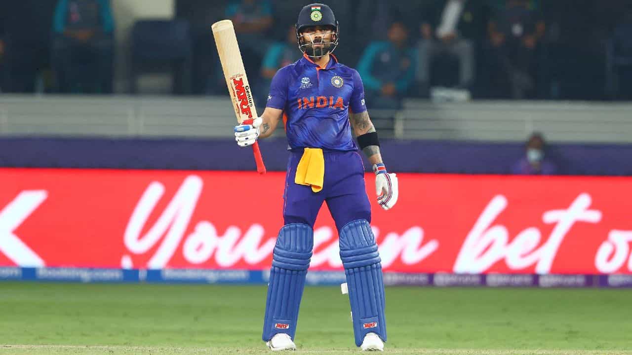 Virat Kohli: ಏಷ್ಯಾಕಪ್ನ ಮೊದಲ ಪಂದ್ಯದಲ್ಲೇ ಶತಕ ಪೂರೈಸಲಿರುವ ಕಿಂಗ್ ಕೊಹ್ಲಿ Virat Kohli: ಏಷ್ಯಾಕಪ್ನ ಮೊದಲ ಪಂದ್ಯದಲ್ಲೇ ಶತಕ ಪೂರೈಸಲಿರುವ ಕಿಂಗ್ ಕೊಹ್ಲಿ