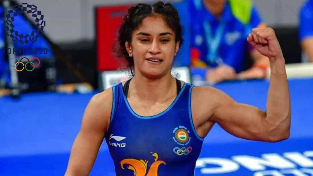 CWG 2022: ಕುಸ್ತಿಯಲ್ಲಿ ಭಾರತಕ್ಕೆ 5ನೇ ಚಿನ್ನ; 53 ಕೆಜಿ ವಿಭಾಗದಲ್ಲಿ ಹ್ಯಾಟ್ರಿಕ್ ಚಿನ್ನ ಗೆದ್ದ ವಿನೇಶ್ ಫೋಗಟ್ CWG 2022: ಕುಸ್ತಿಯಲ್ಲಿ ಭಾರತಕ್ಕೆ 5ನೇ ಚಿನ್ನ; 53 ಕೆಜಿ ವಿಭಾಗದಲ್ಲಿ ಹ್ಯಾಟ್ರಿಕ್ ಚಿನ್ನ ಗೆದ್ದ ವಿನೇಶ್ ಫೋಗಟ್