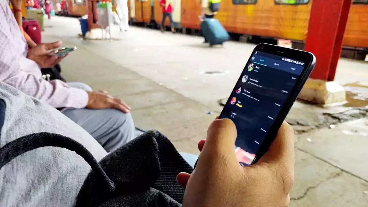 WhatsApp: ರೈಲ್ವೆ ಪ್ರಯಾಣಿಕೆರಿಗೆ ವಾಟ್ಸ್ಆ್ಯಪ್ನಿಂದ ಬಂಪರ್ ಫೀಚರ್: ಏನದು ನೋಡಿ WhatsApp: ರೈಲ್ವೆ ಪ್ರಯಾಣಿಕೆರಿಗೆ ವಾಟ್ಸ್ಆ್ಯಪ್ನಿಂದ ಬಂಪರ್ ಫೀಚರ್: ಏನದು ನೋಡಿ